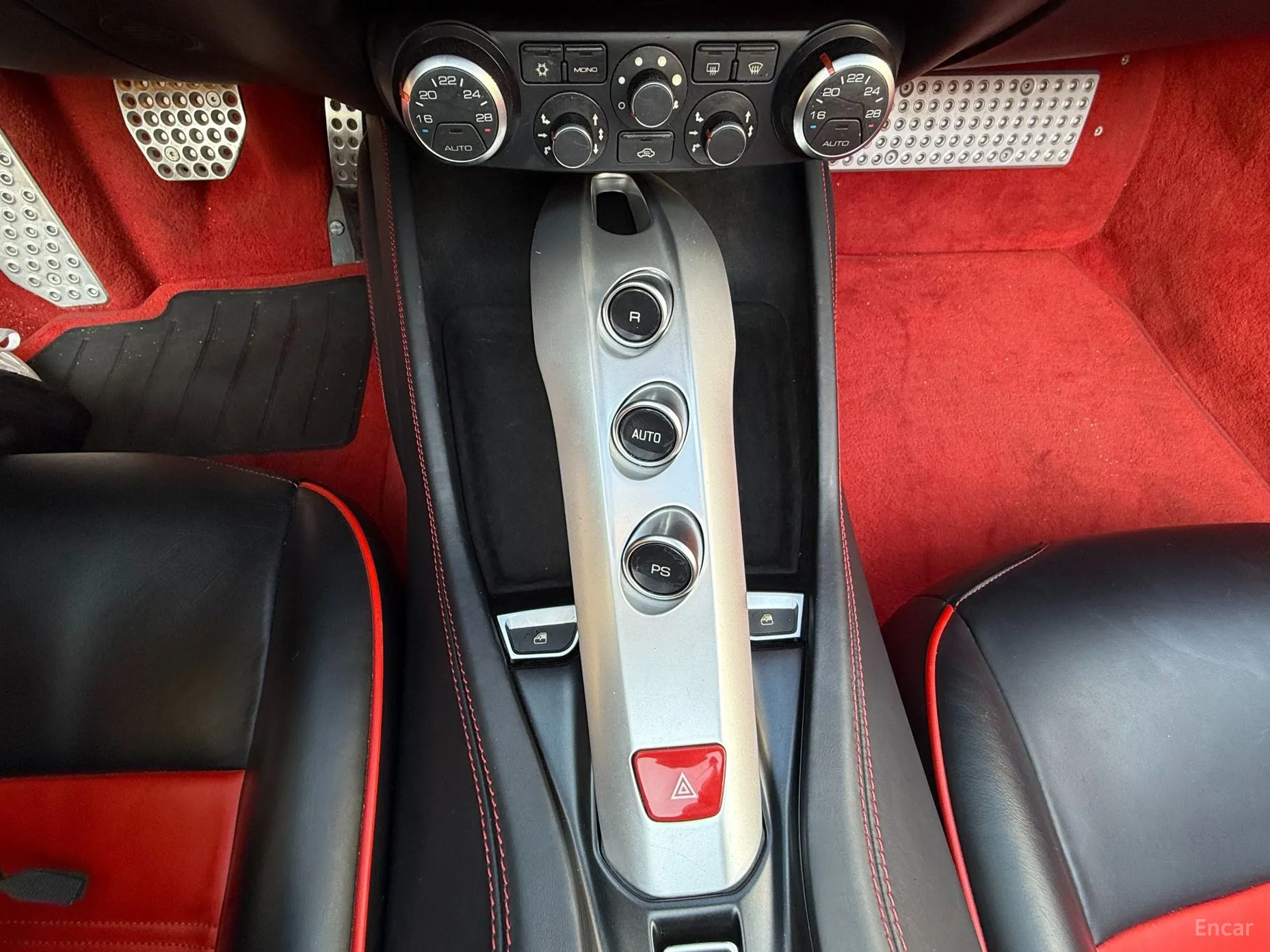 Ferrari California превью 14