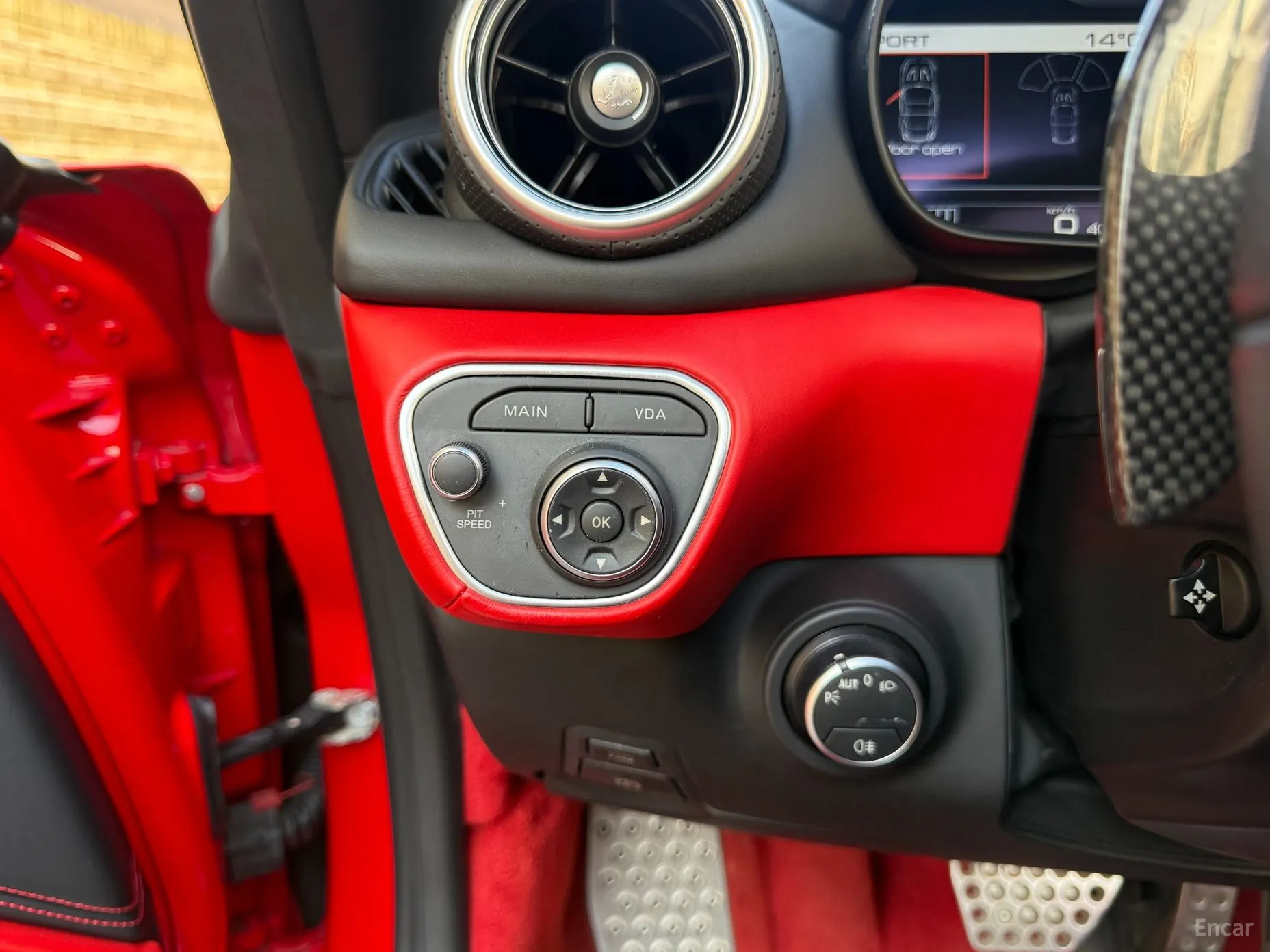 Ferrari California превью 15