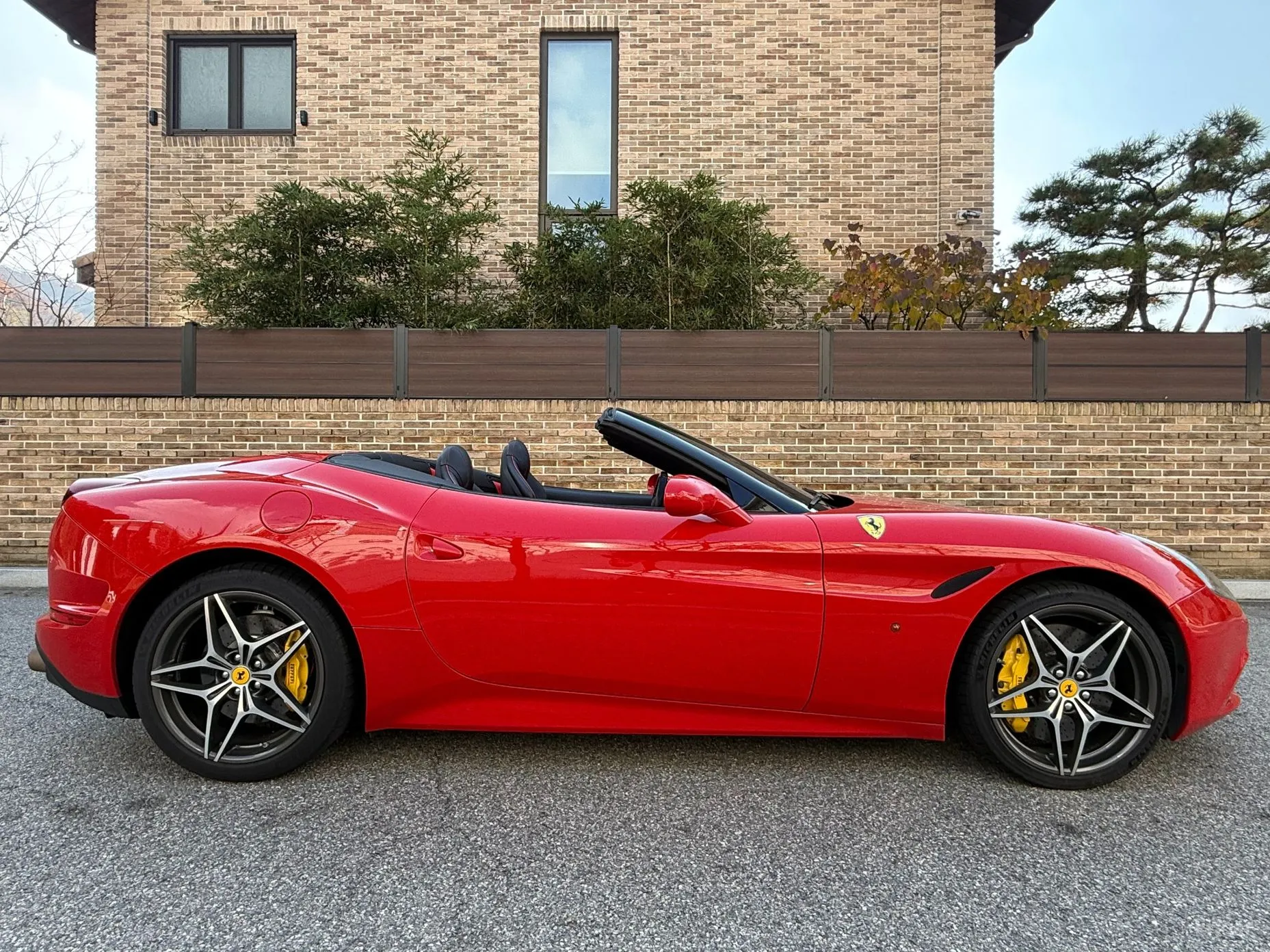 Ferrari California превью 6
