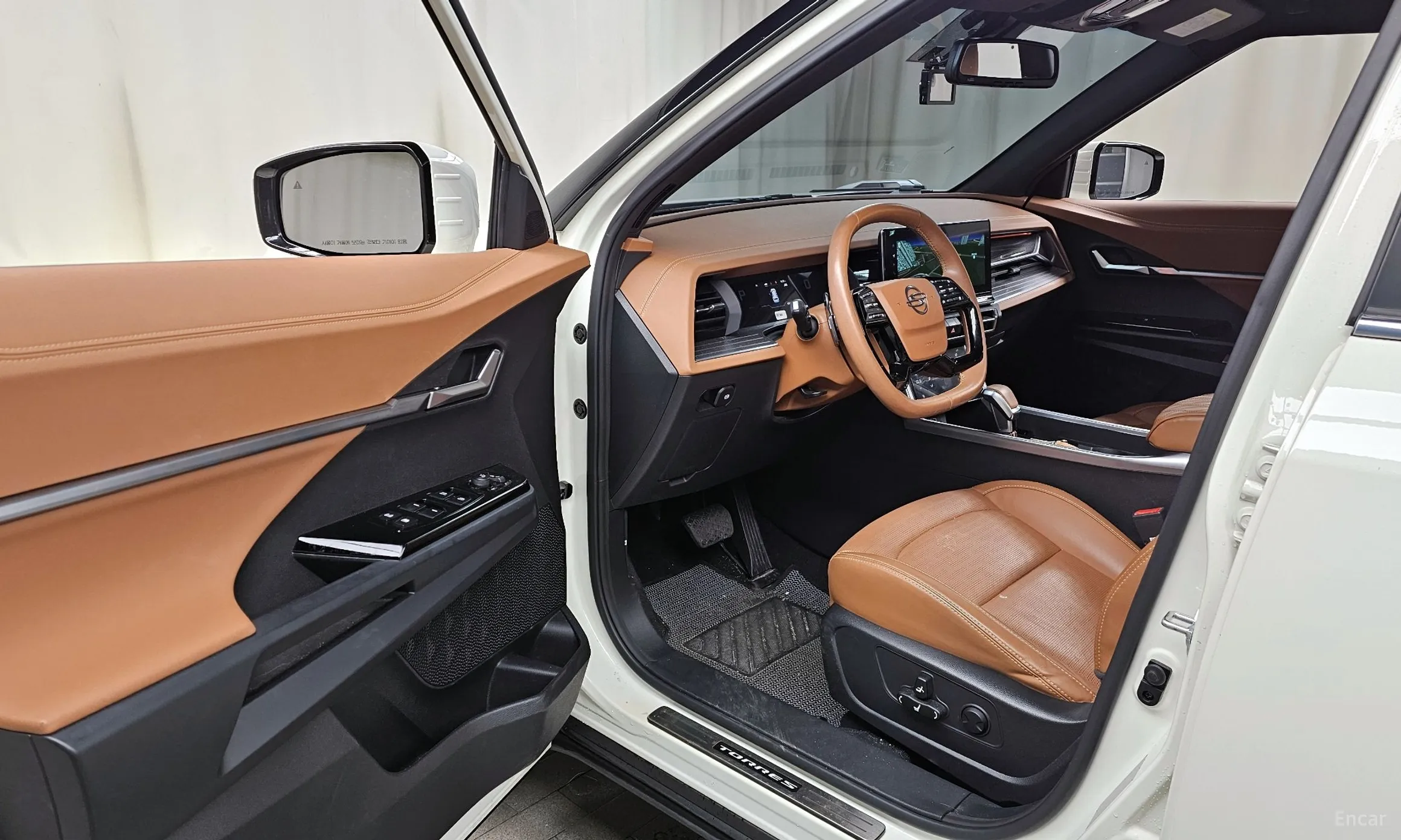 KG Mobility (SsangYong) Torres превью 10