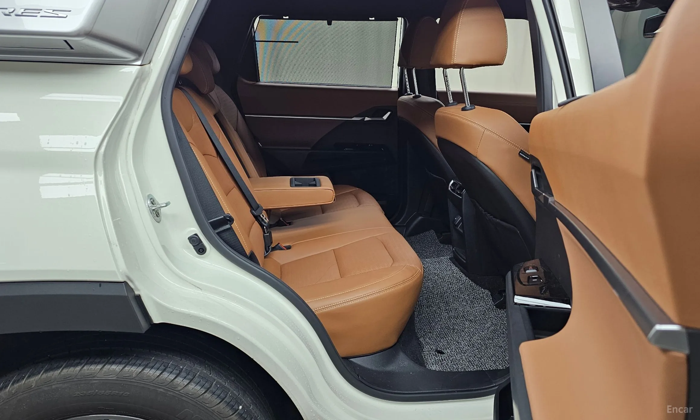 KG Mobility (SsangYong) Torres превью 12