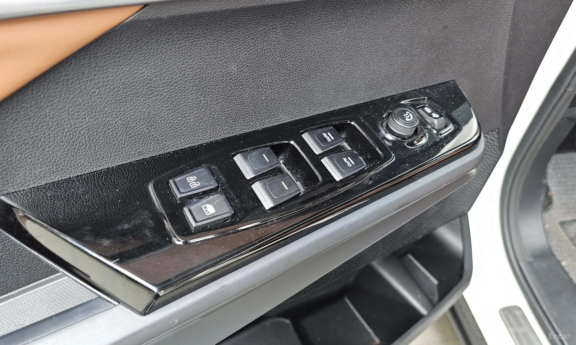 KG Mobility (SsangYong) Torres превью 14
