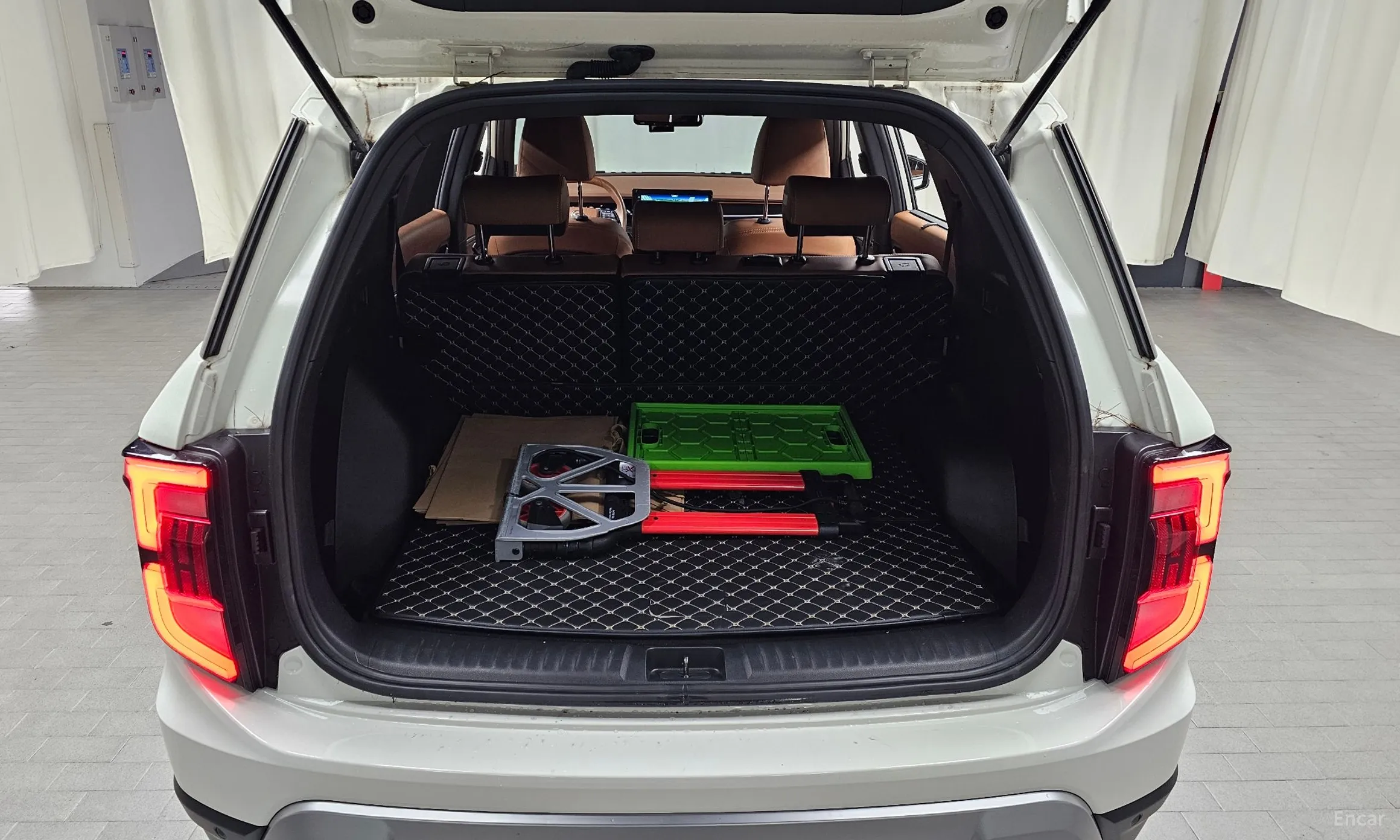 KG Mobility (SsangYong) Torres превью 20