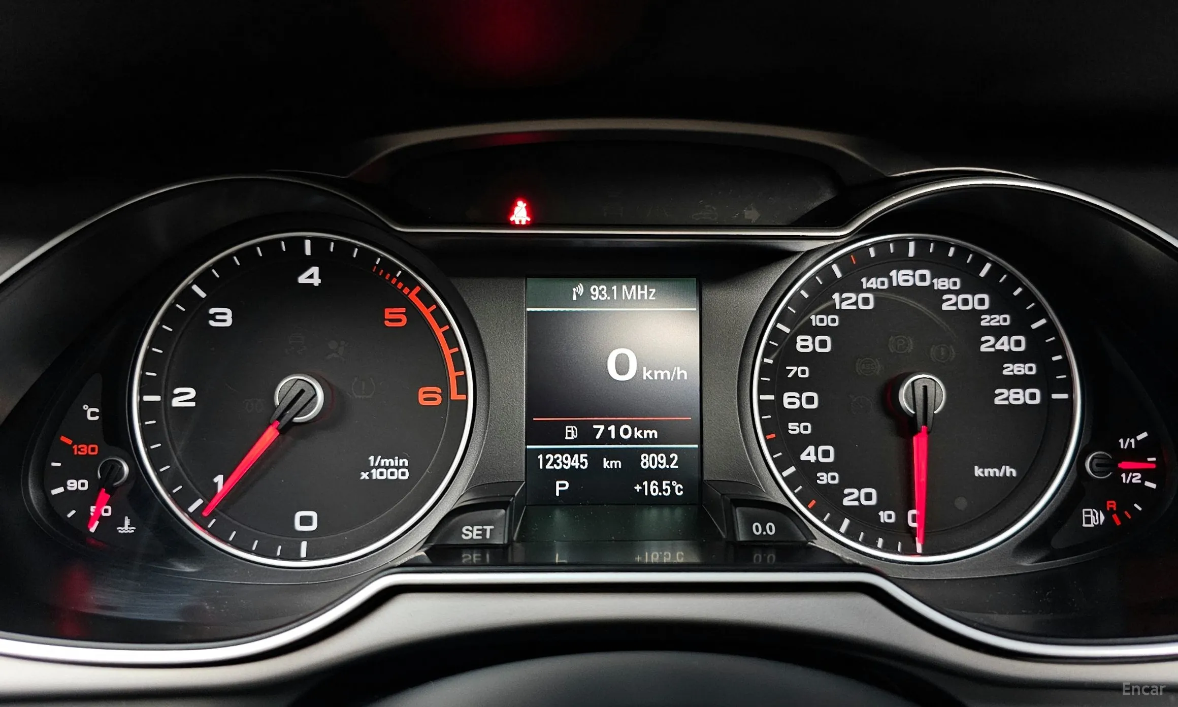 Audi New A4 превью 8