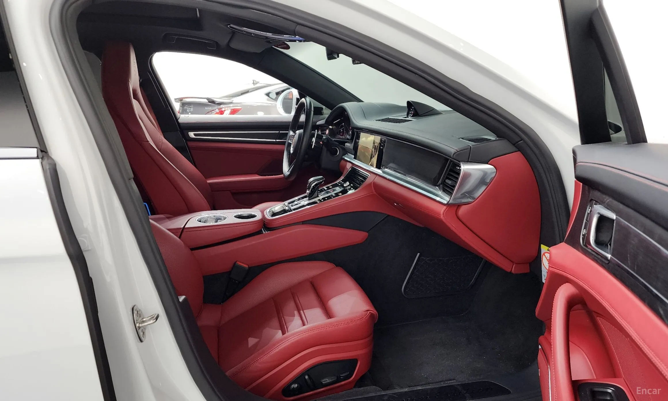 Porsche Panamera (971) превью 11
