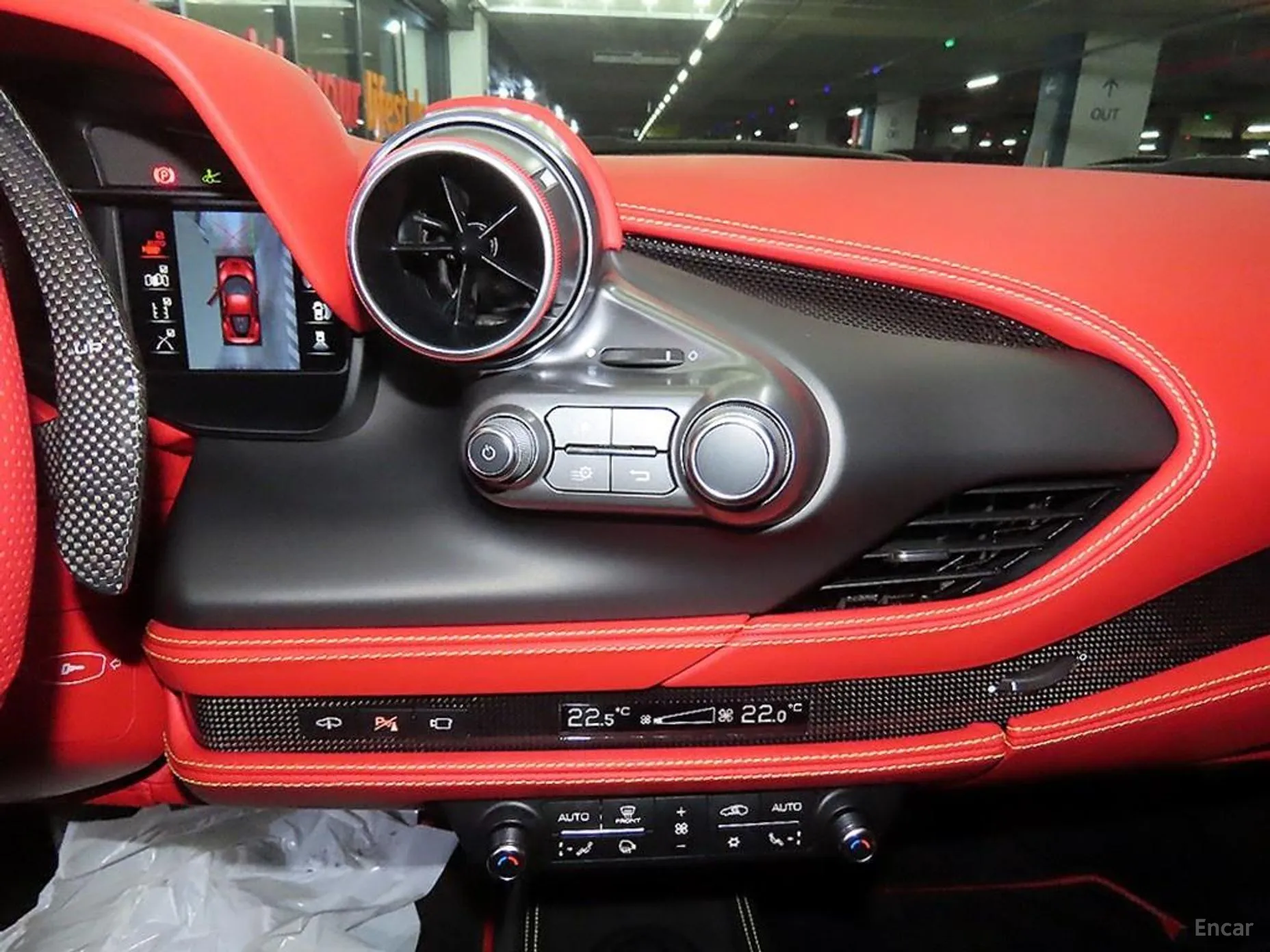 Ferrari F8 Tributo превью 10