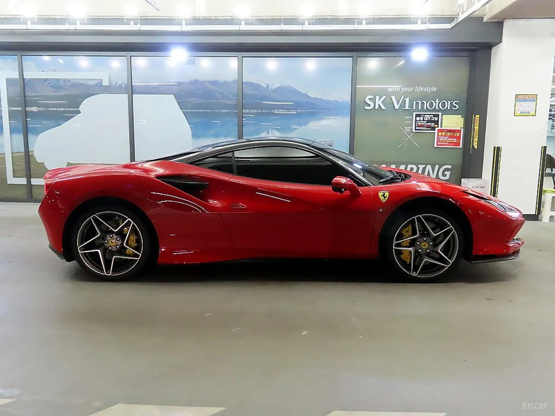 Ferrari F8 Tributo превью 3