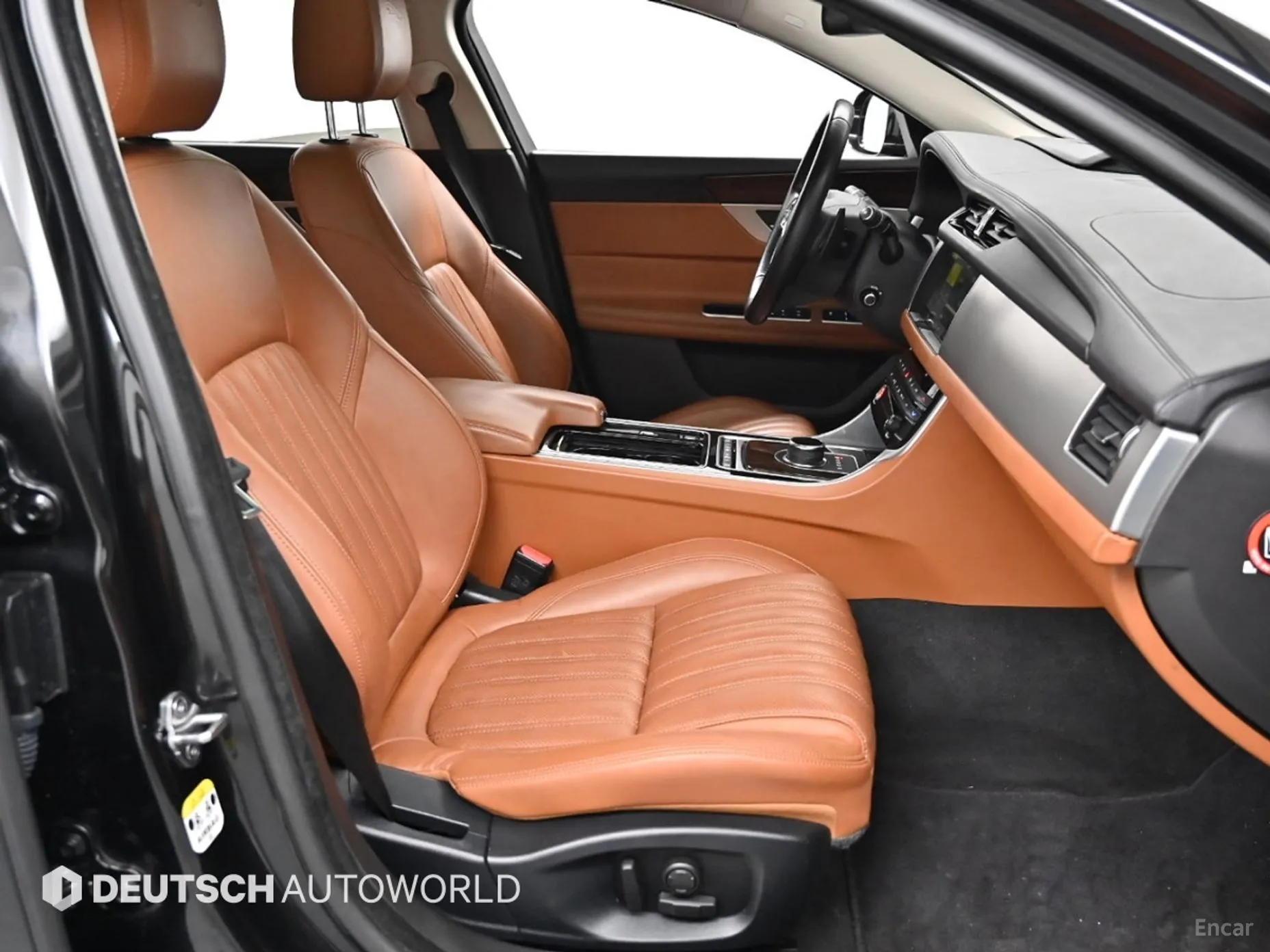 Jaguar XF (x260) превью 10