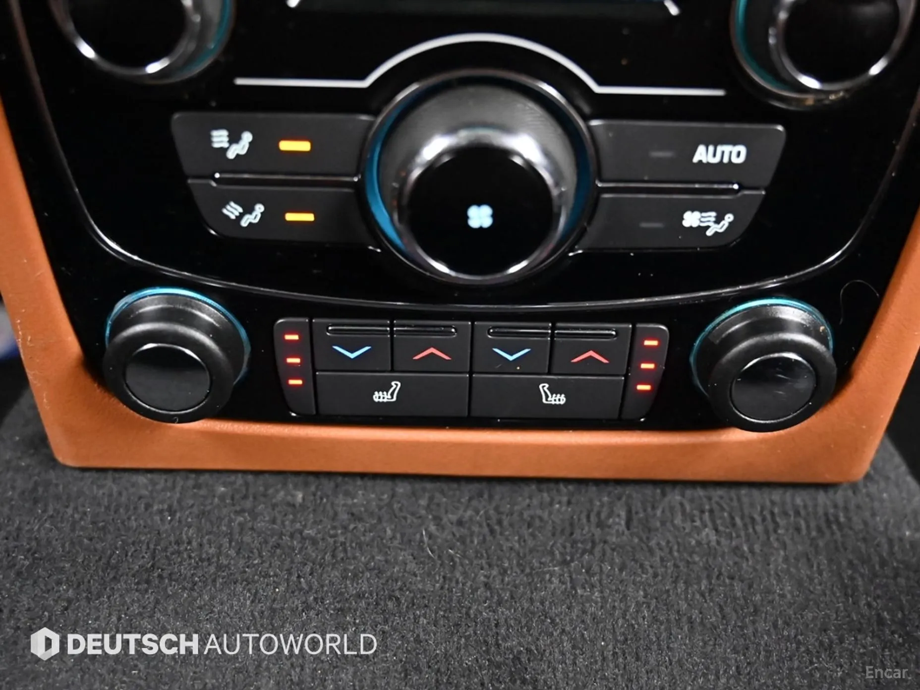 Jaguar XF (x260) превью 16