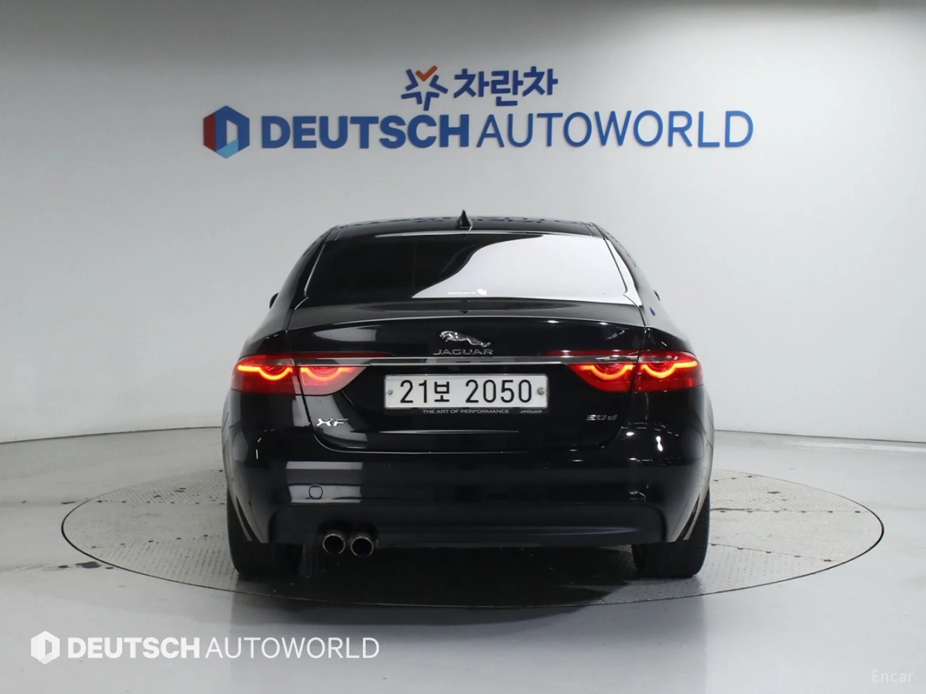 Jaguar XF (x260) превью 4