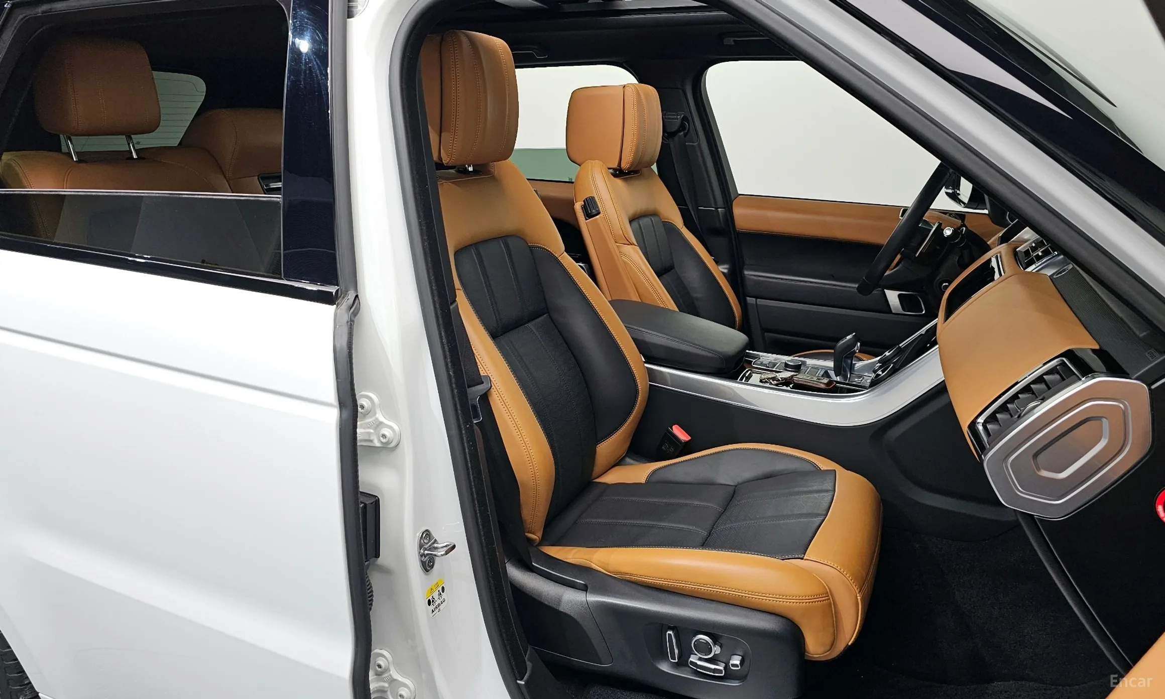 Land Rover Range Rover Sport 2nd Generation превью 10