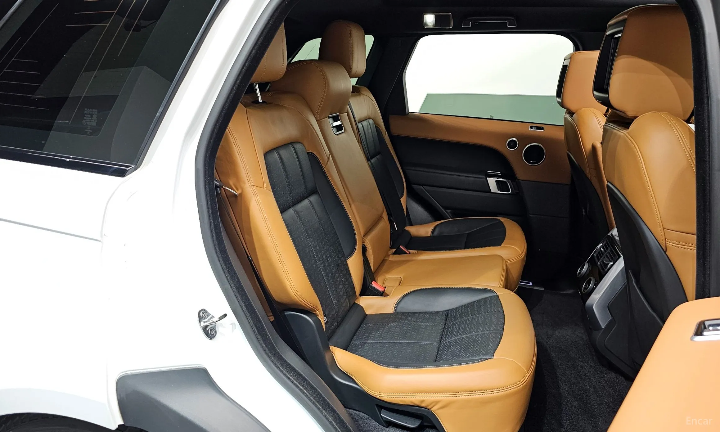 Land Rover Range Rover Sport 2nd Generation превью 12