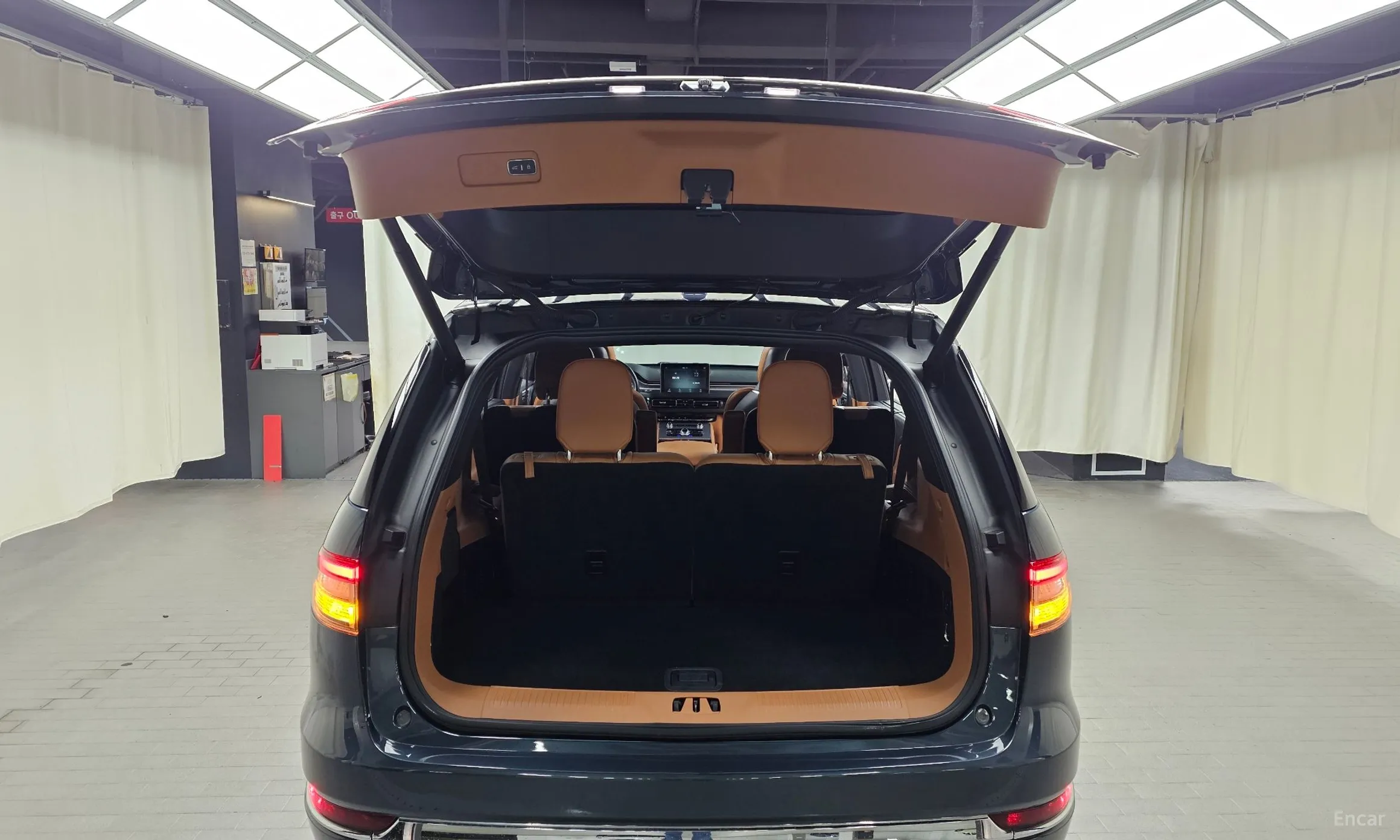 Lincoln Aviator 2nd Generation превью 20