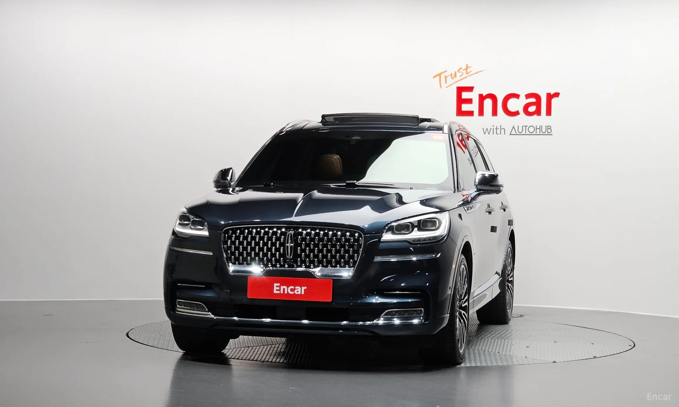 Lincoln Aviator 2nd Generation превью 3