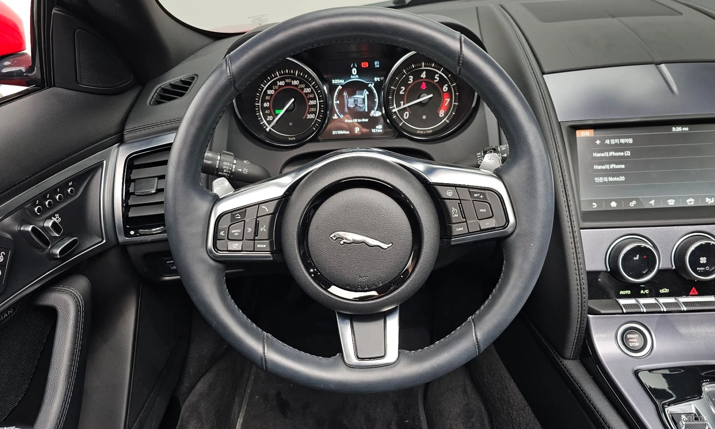 Jaguar F-TYPE превью 12