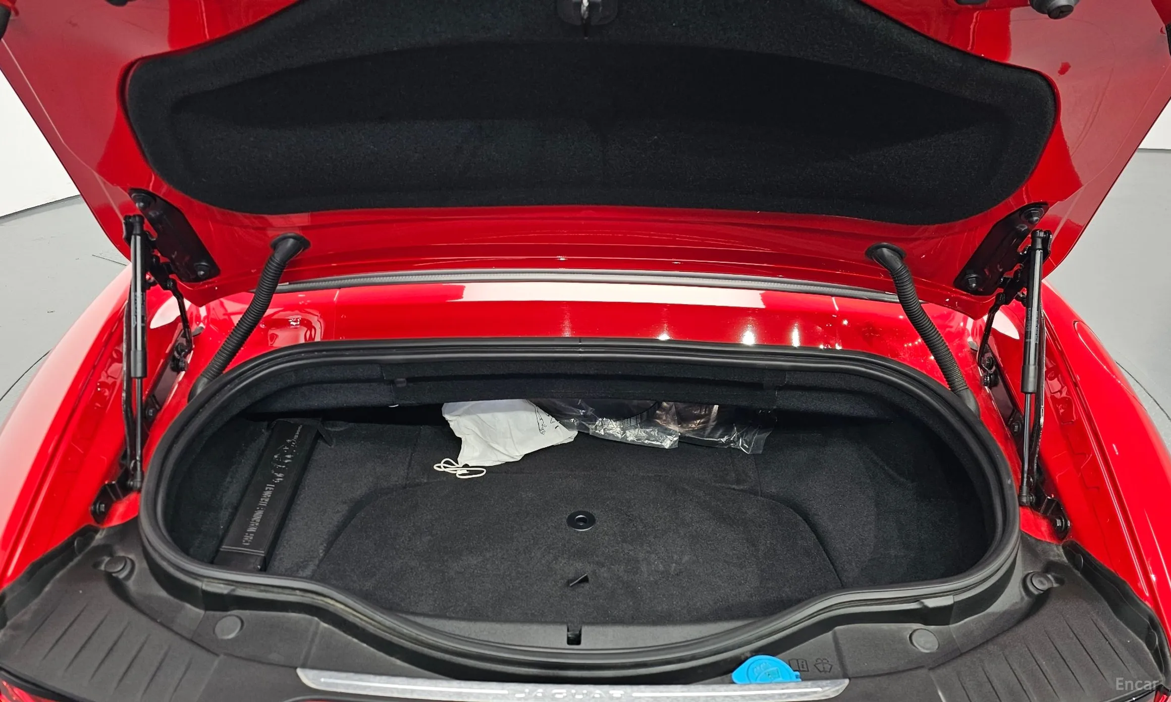 Jaguar F-TYPE превью 18