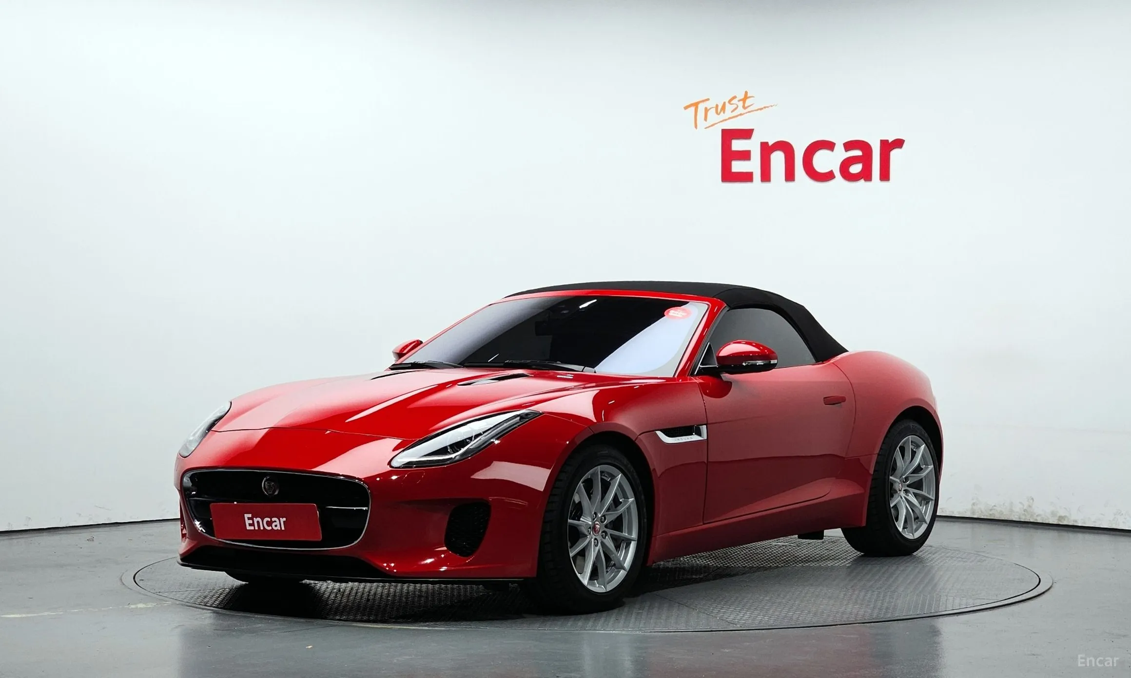 Jaguar F-TYPE превью 19