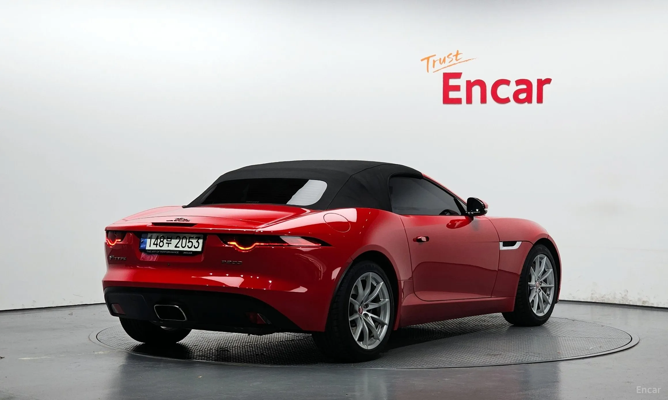 Jaguar F-TYPE превью 20