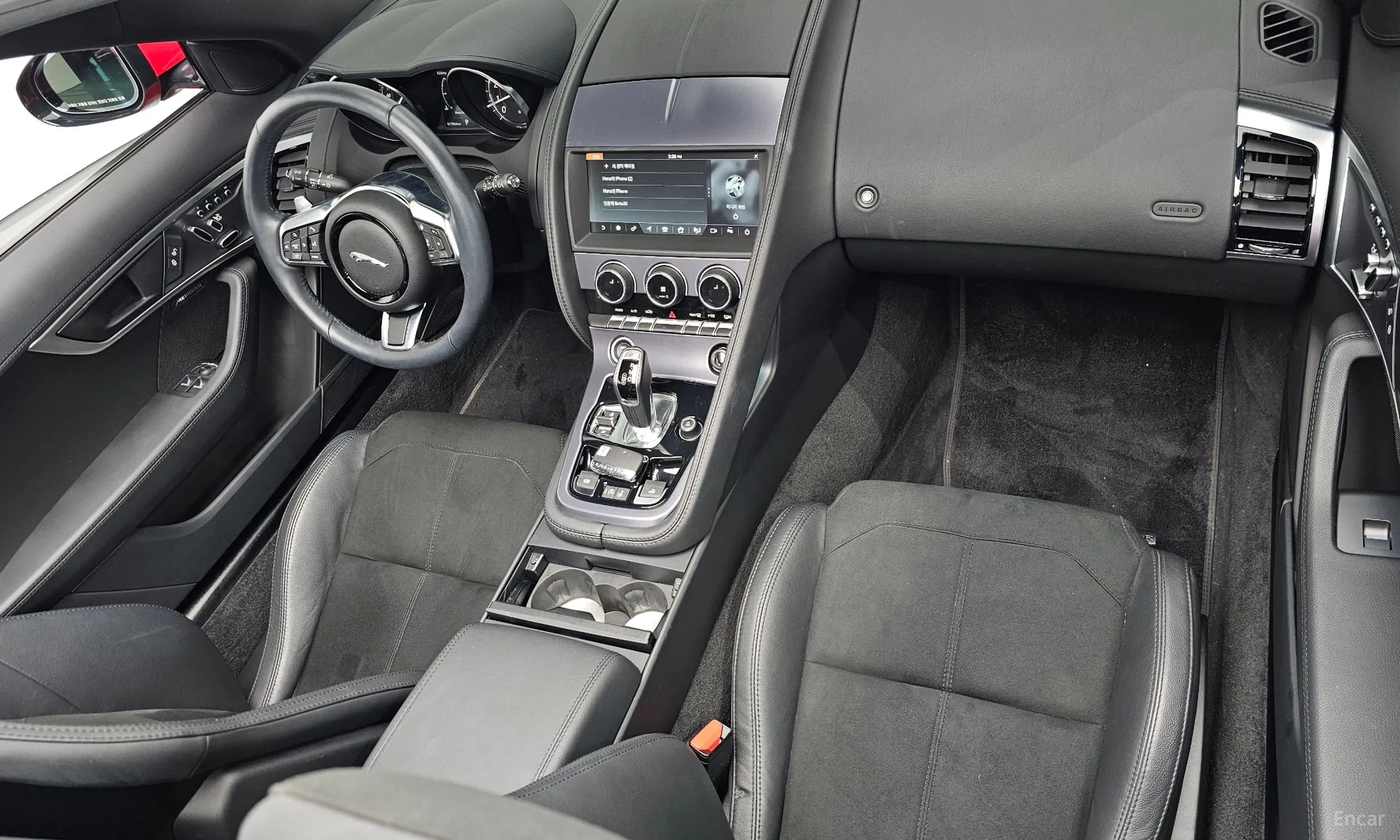 Jaguar F-TYPE превью 7