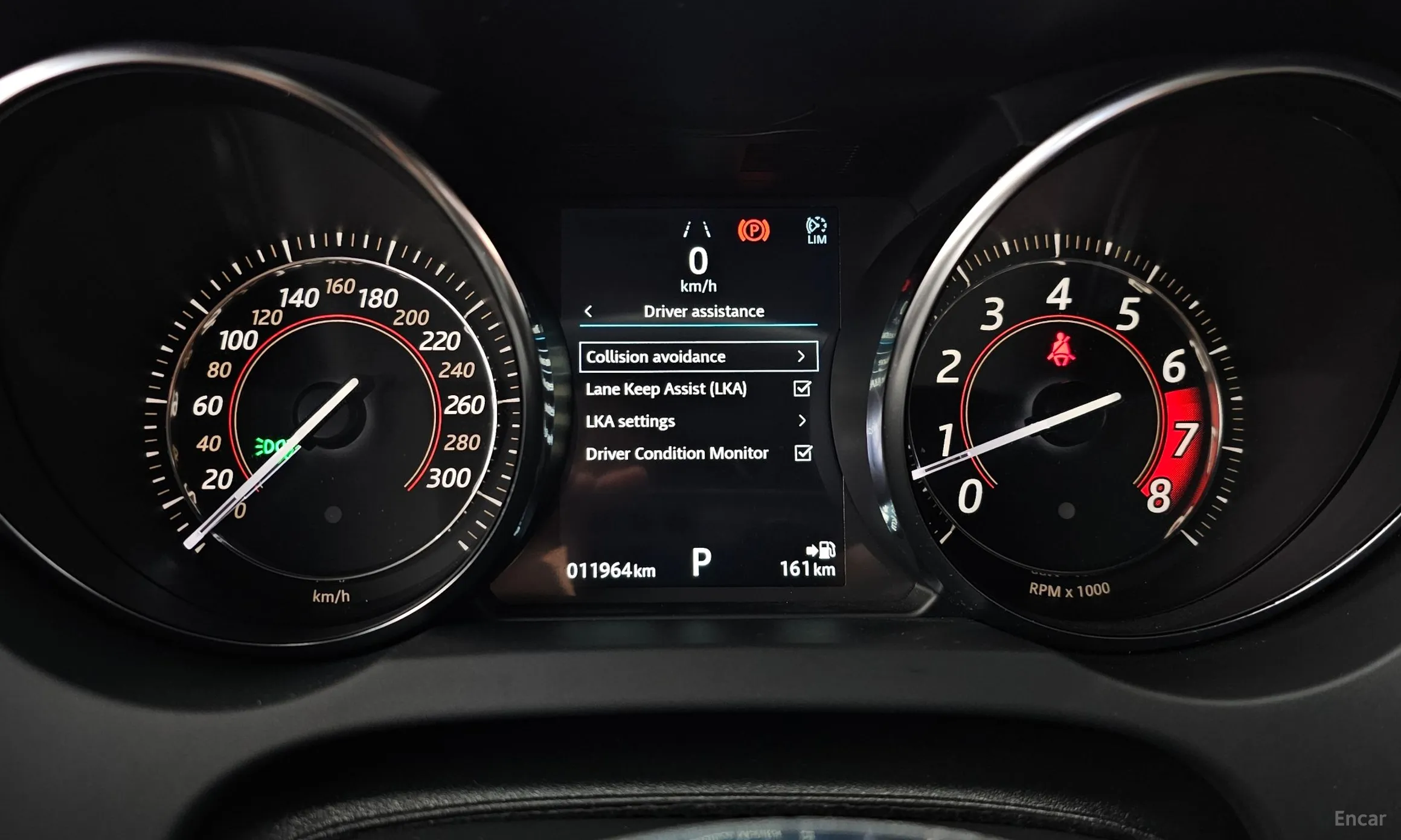 Jaguar F-TYPE превью 8