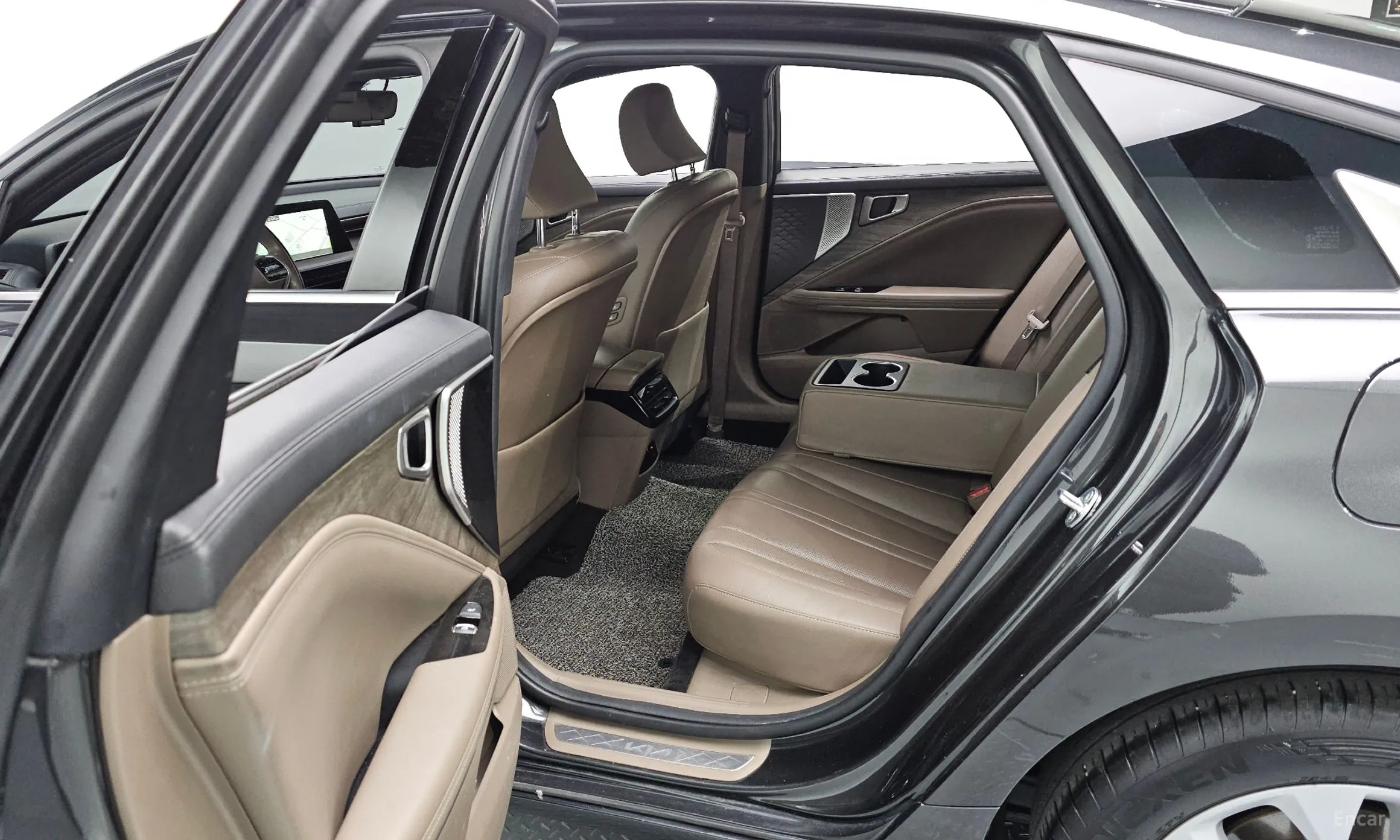 Kia K8 превью 12