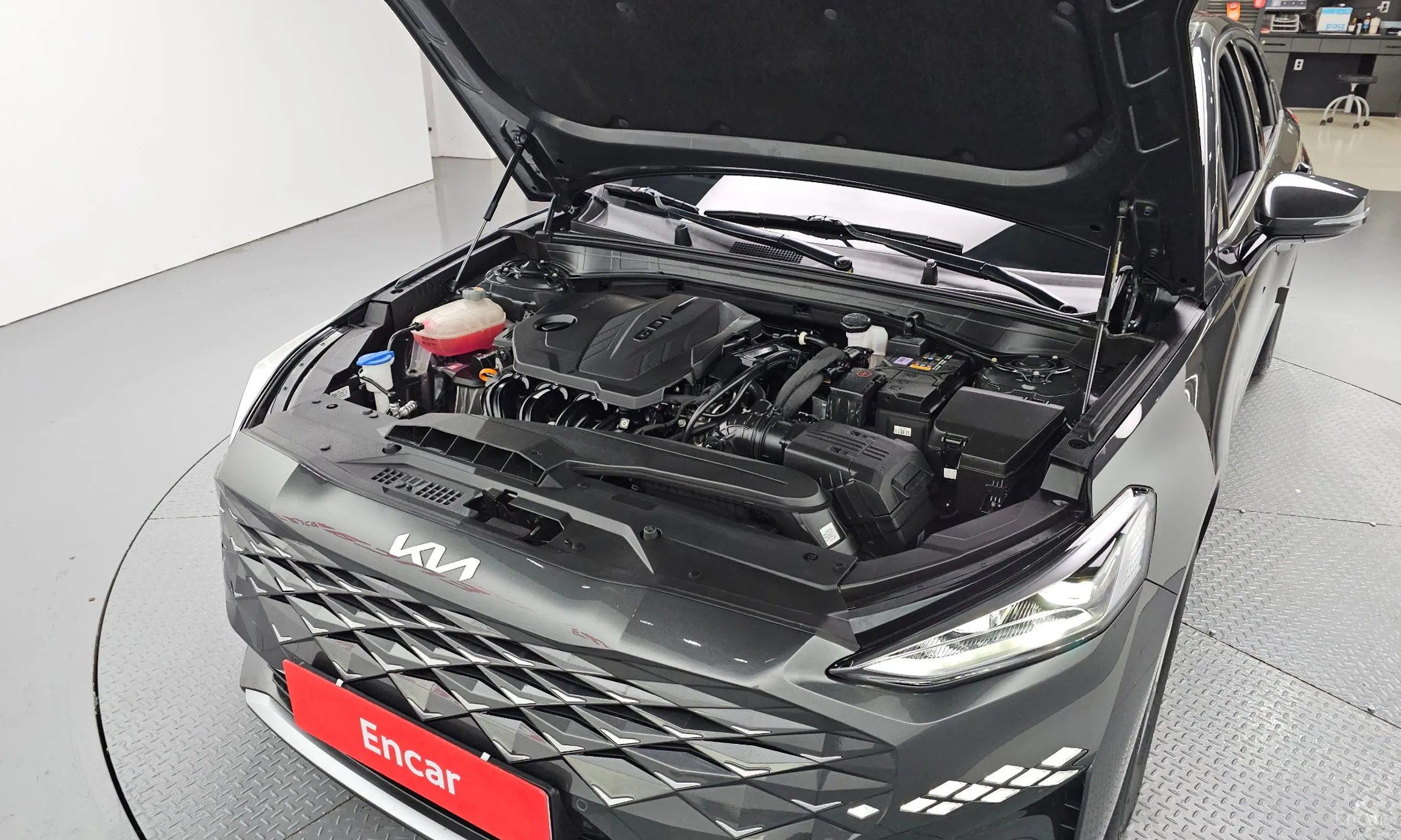 Kia K8 превью 6