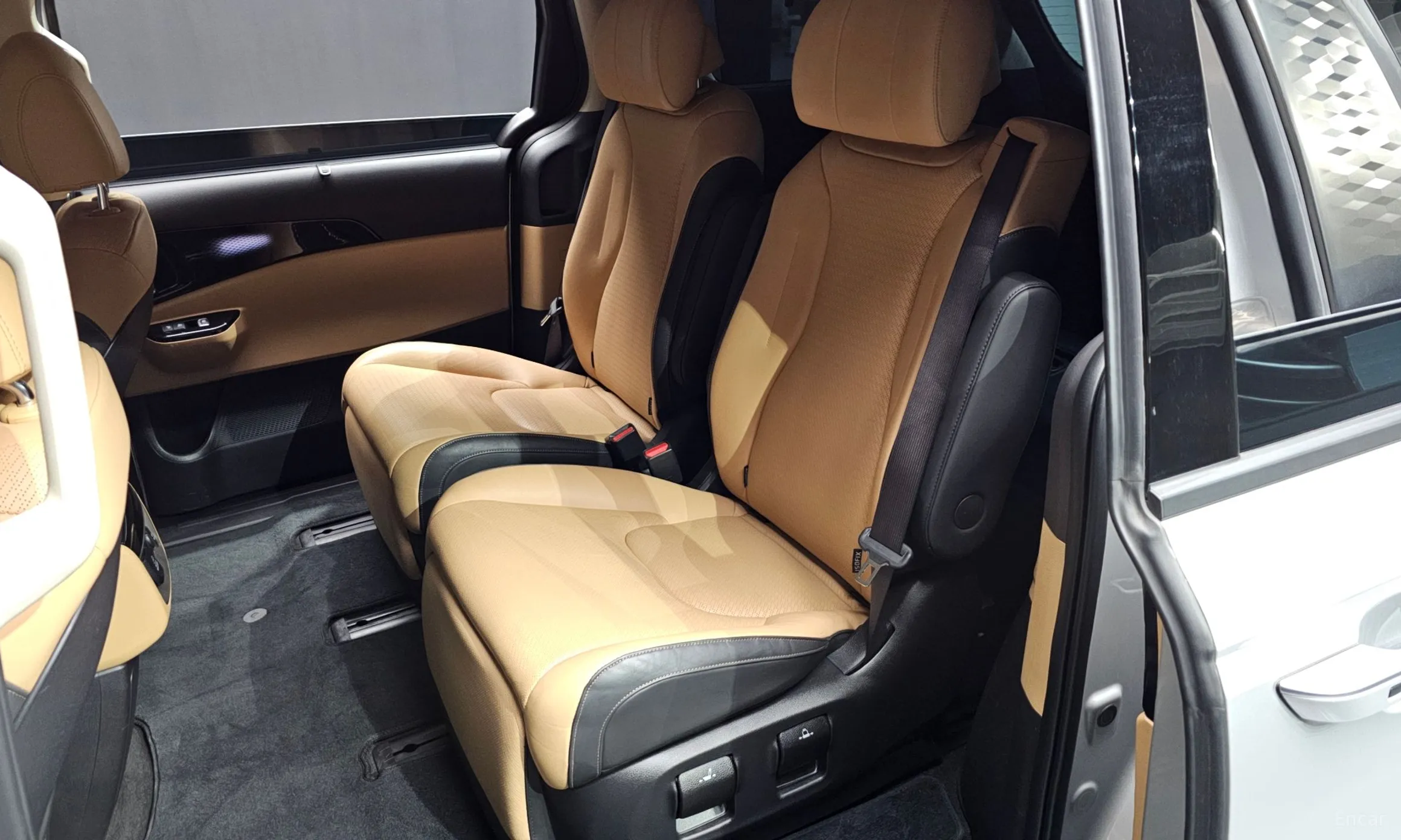 Kia Carnival Gen 4 превью 11