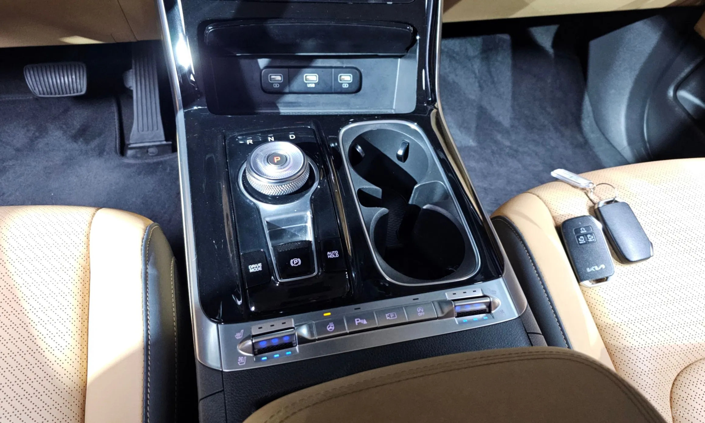 Kia Carnival Gen 4 превью 9