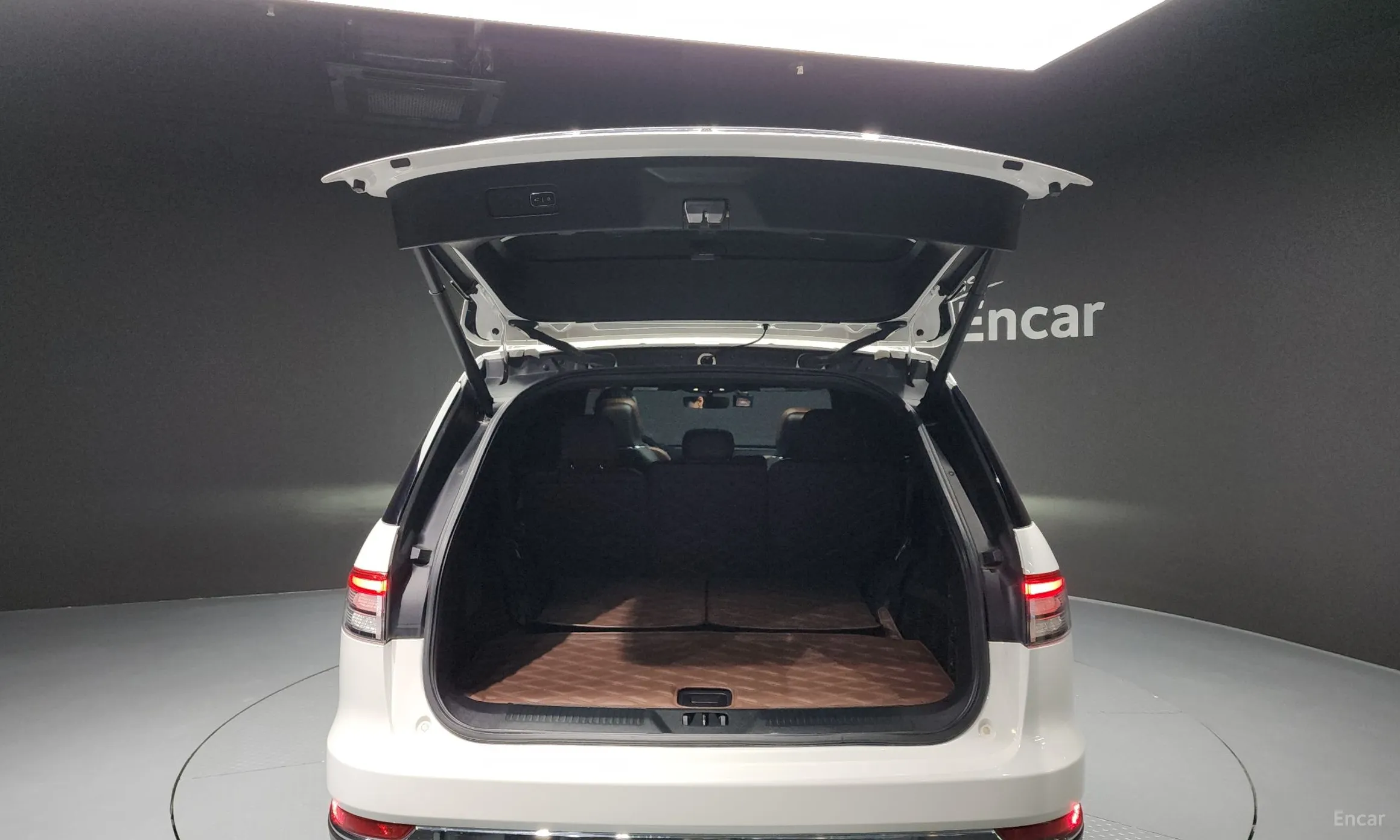 Lincoln Aviator 2nd Generation превью 20