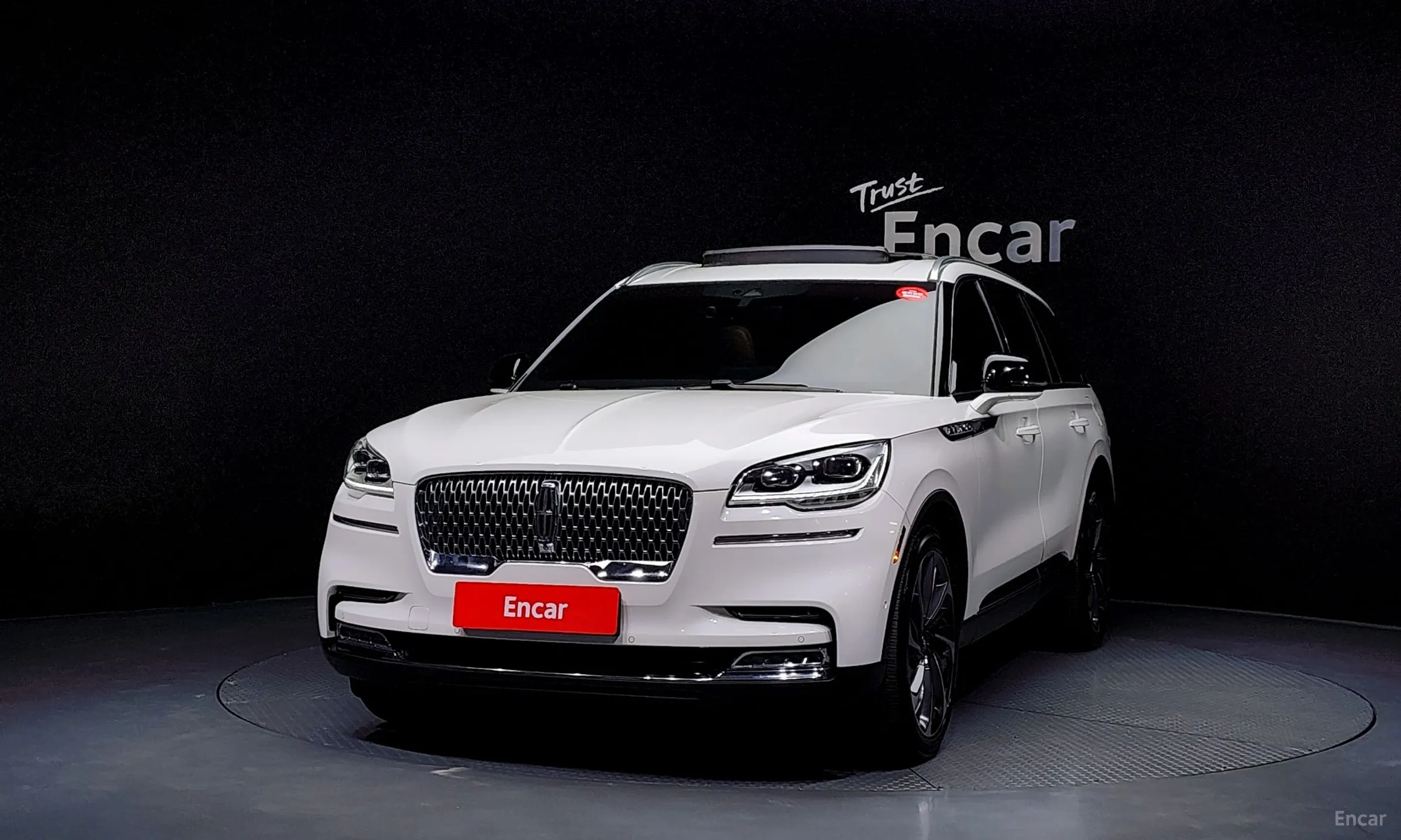 Lincoln Aviator 2nd Generation превью 3