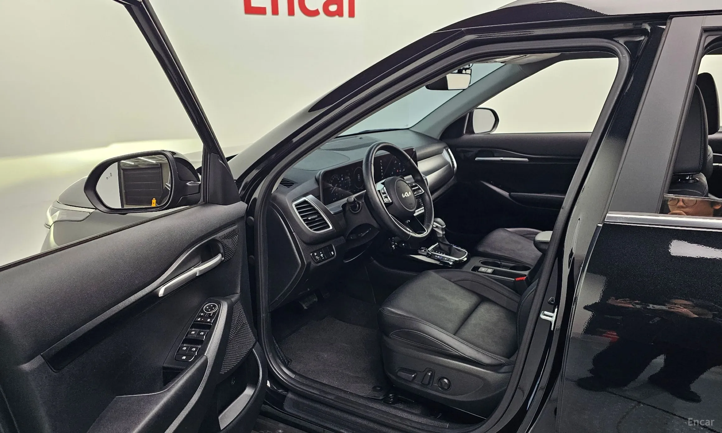 Kia Seltos превью 11