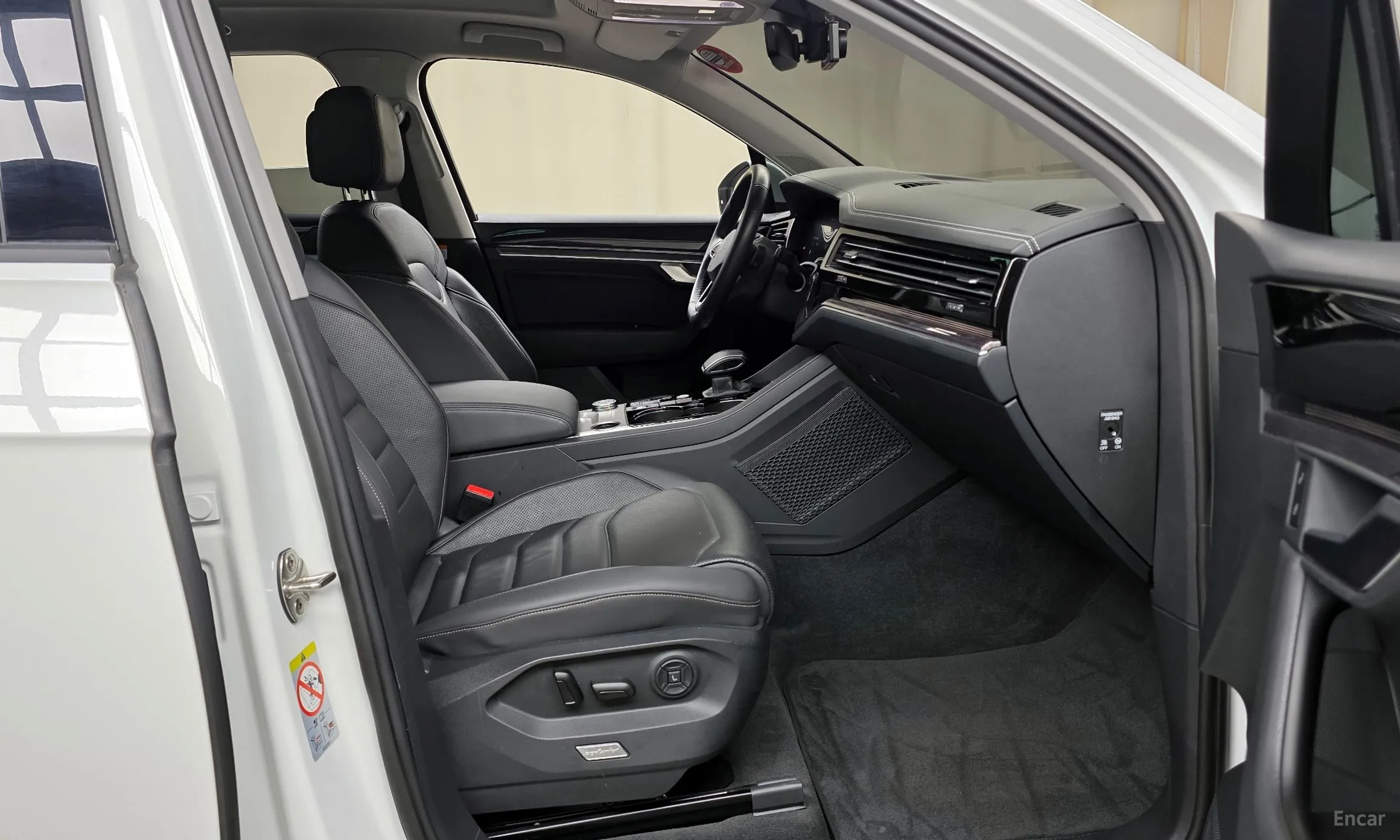 Volkswagen Touareg 3rd Generation превью 10