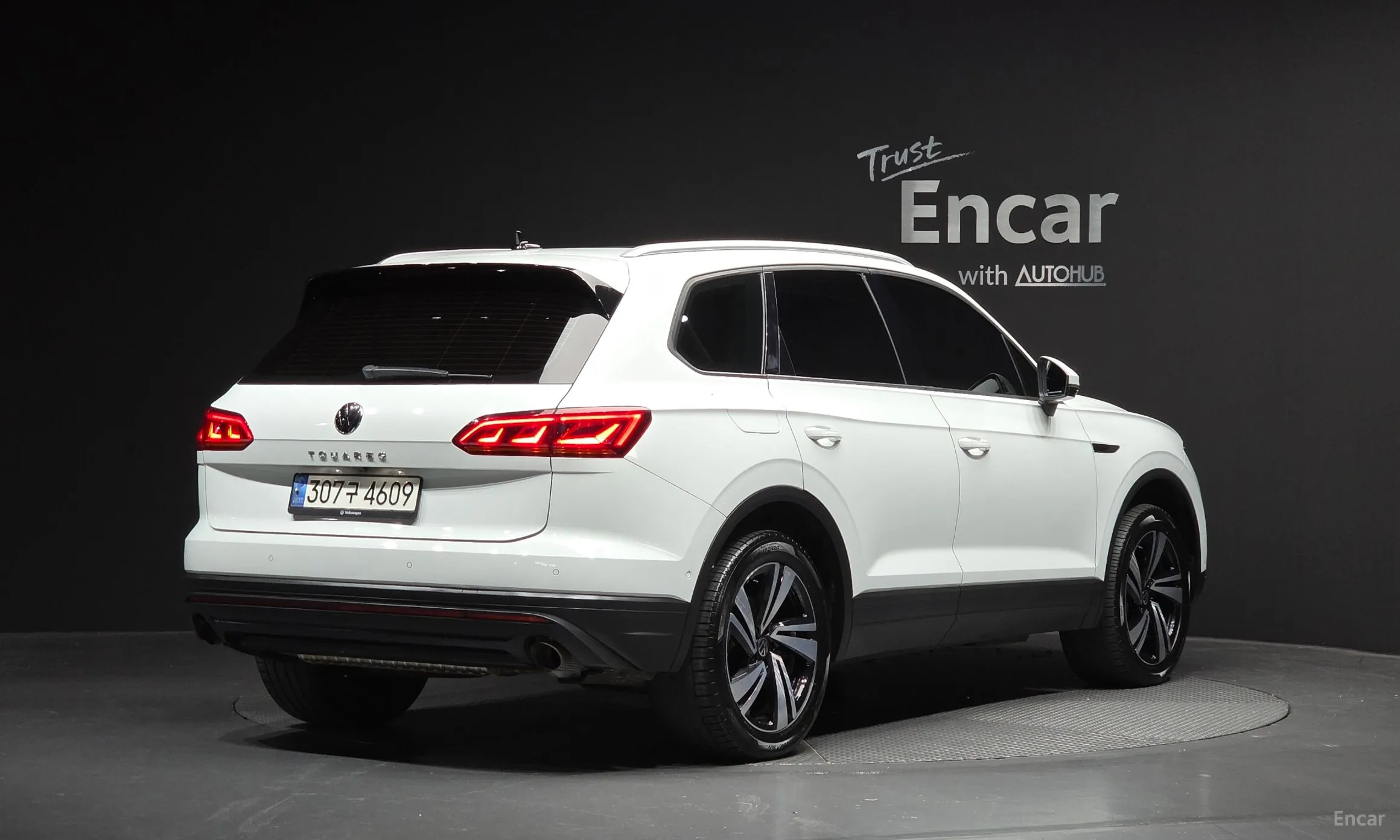 Volkswagen Touareg 3rd Generation превью 2