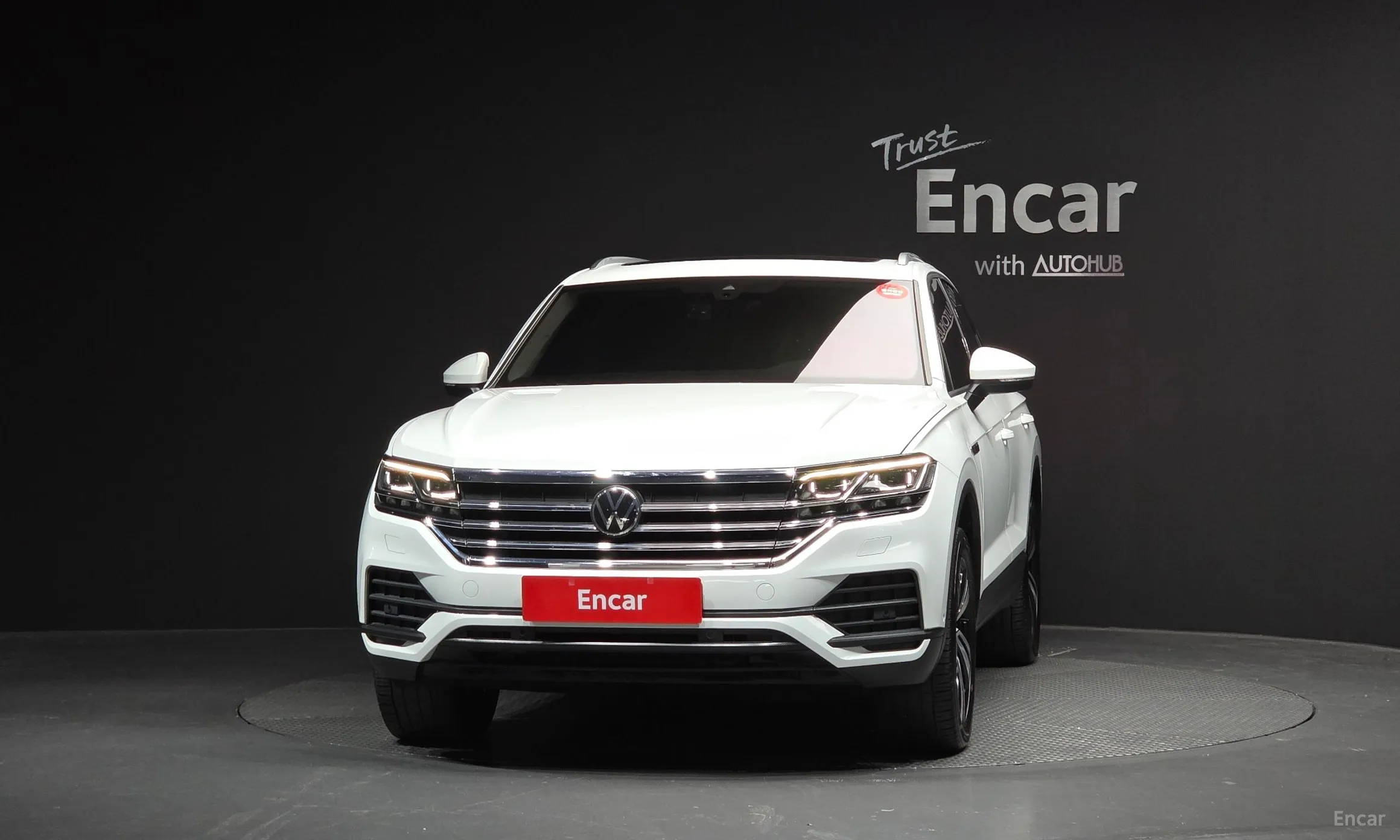 Volkswagen Touareg 3rd Generation превью 3