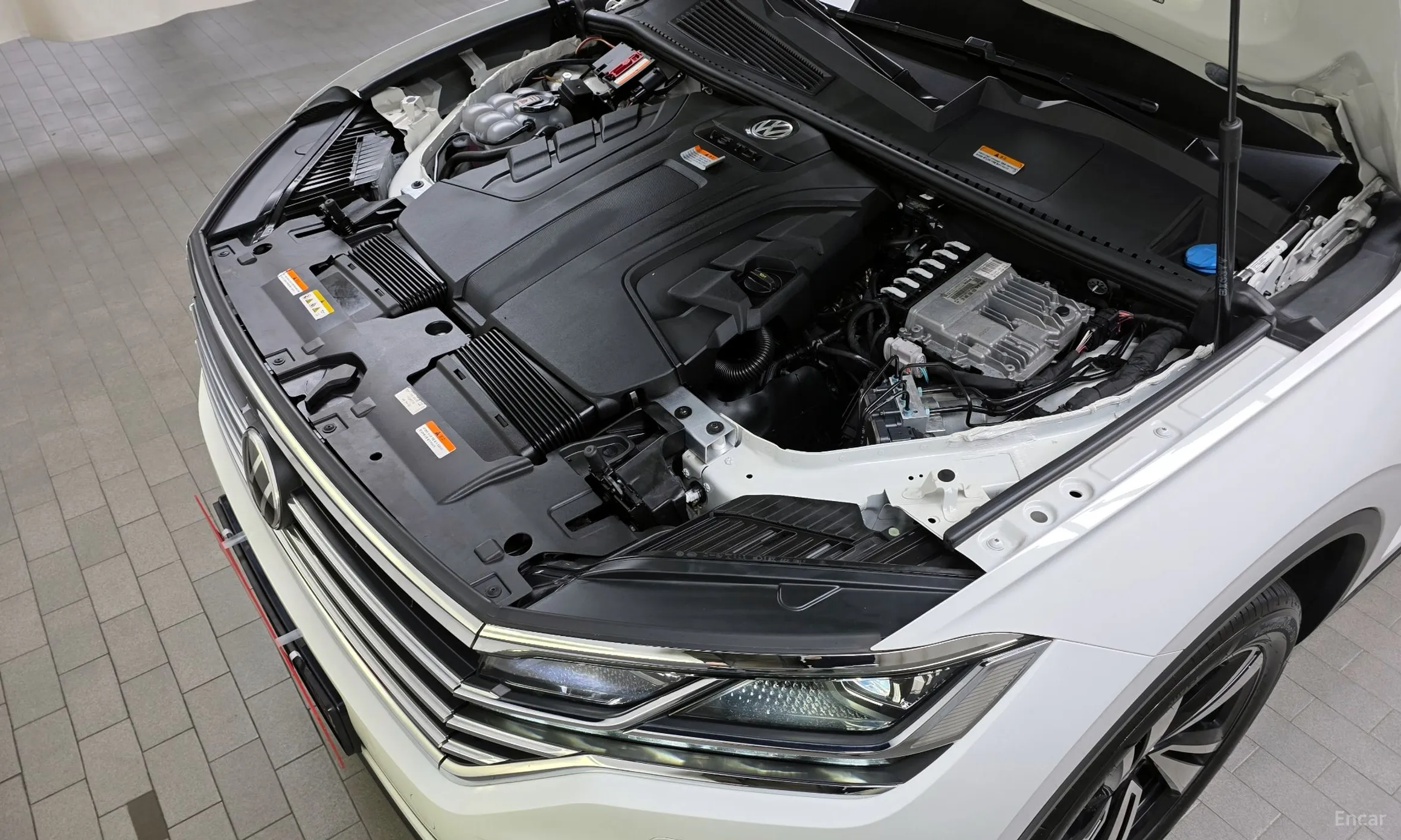 Volkswagen Touareg 3rd Generation превью 6
