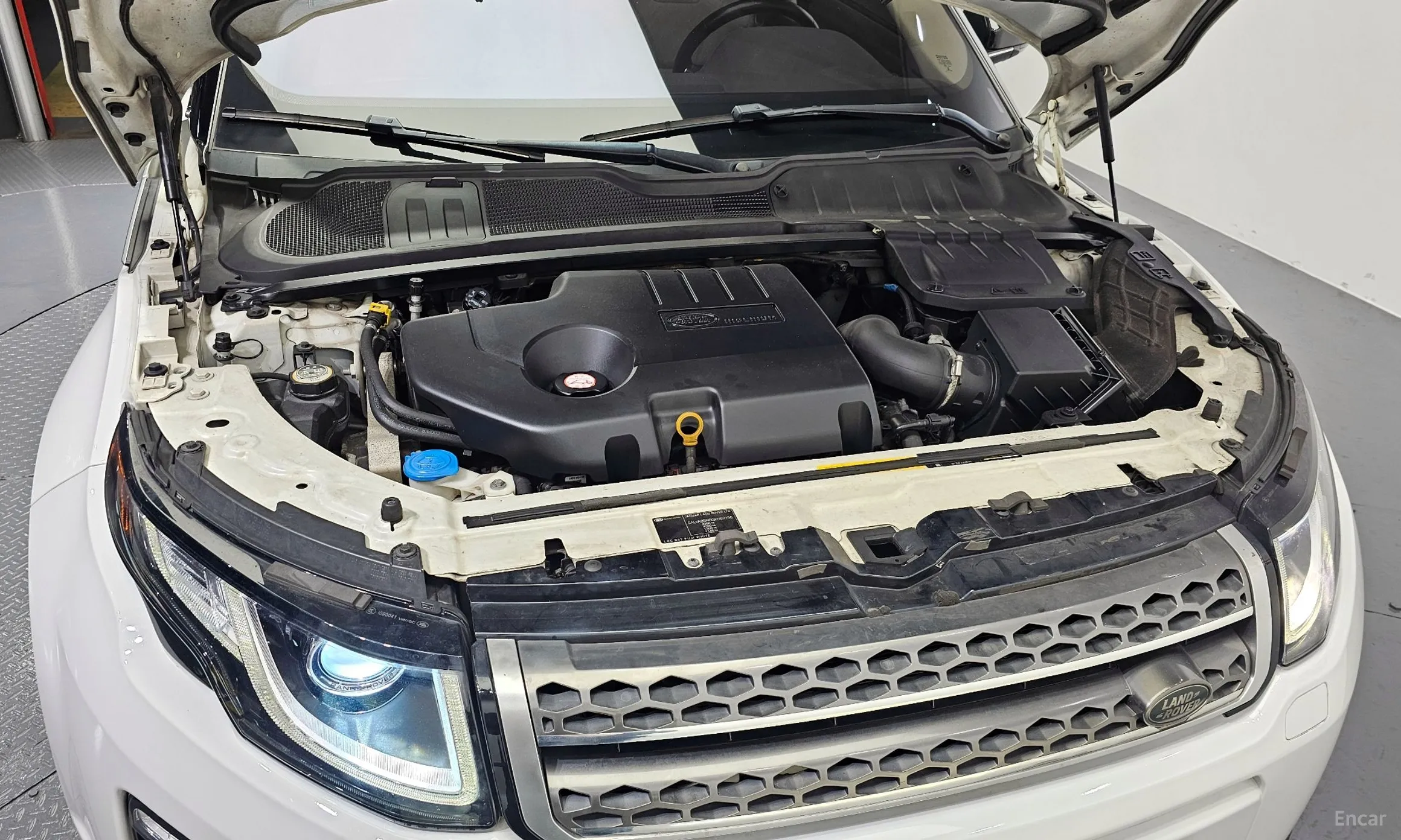 Land Rover Range Rover Evoque превью 6