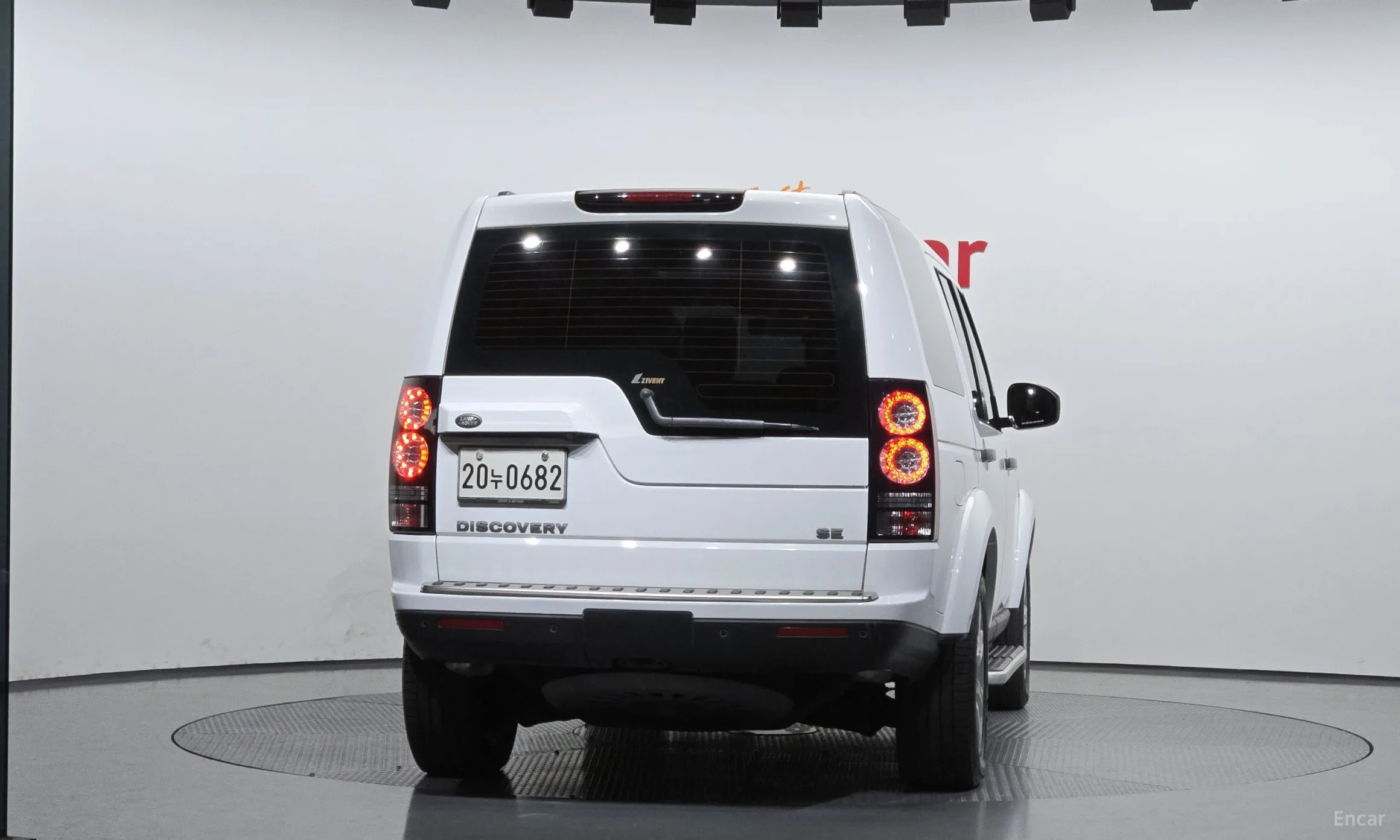 Land Rover Discovery 4 превью 4