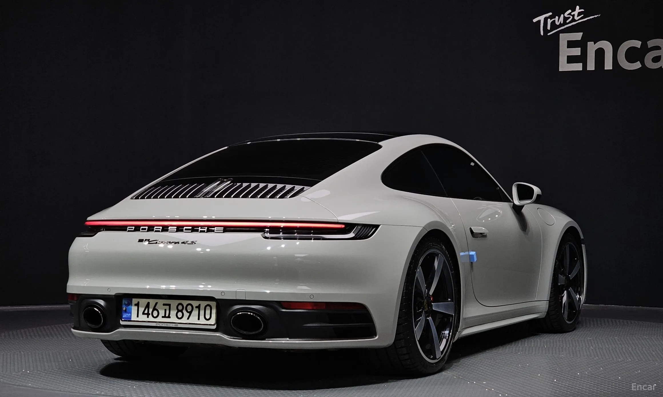 Porsche 911 (992) превью 2