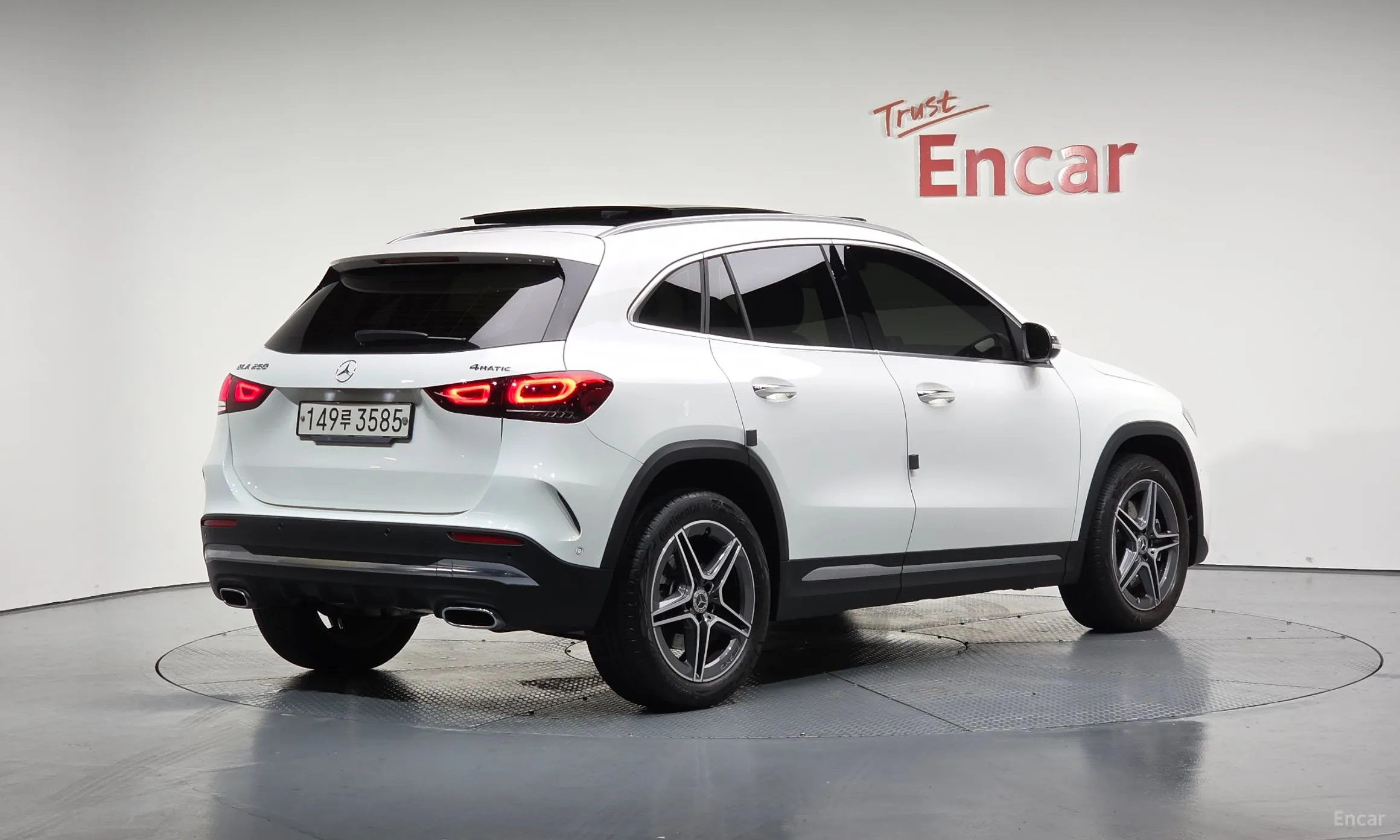 Mercedes Benz GLA-Class H247
