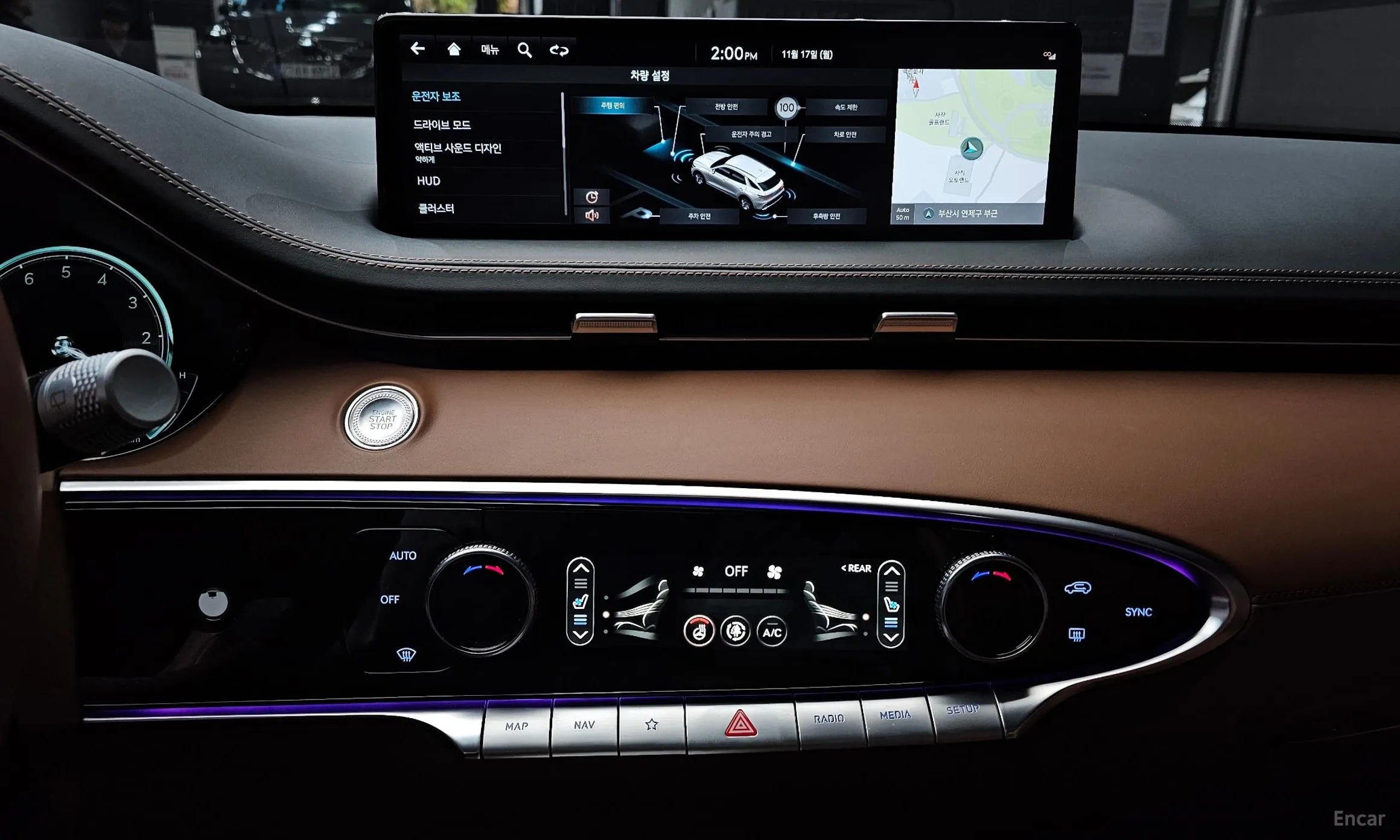 Genesis GV70 превью 16