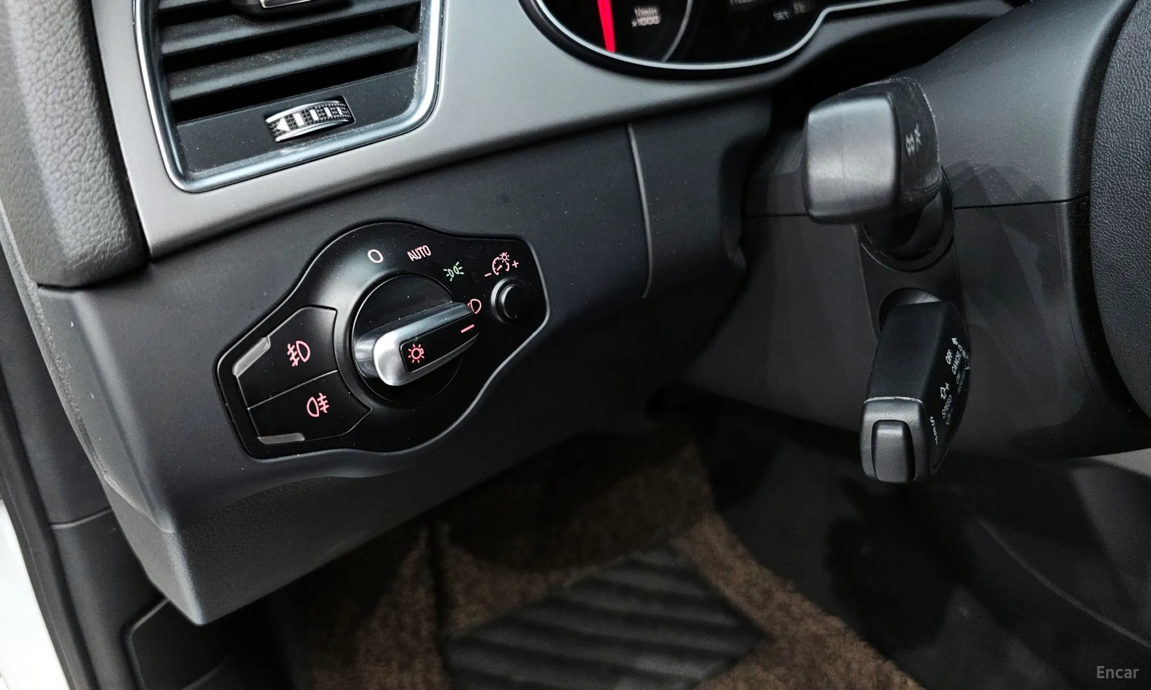 Audi New A4 превью 16