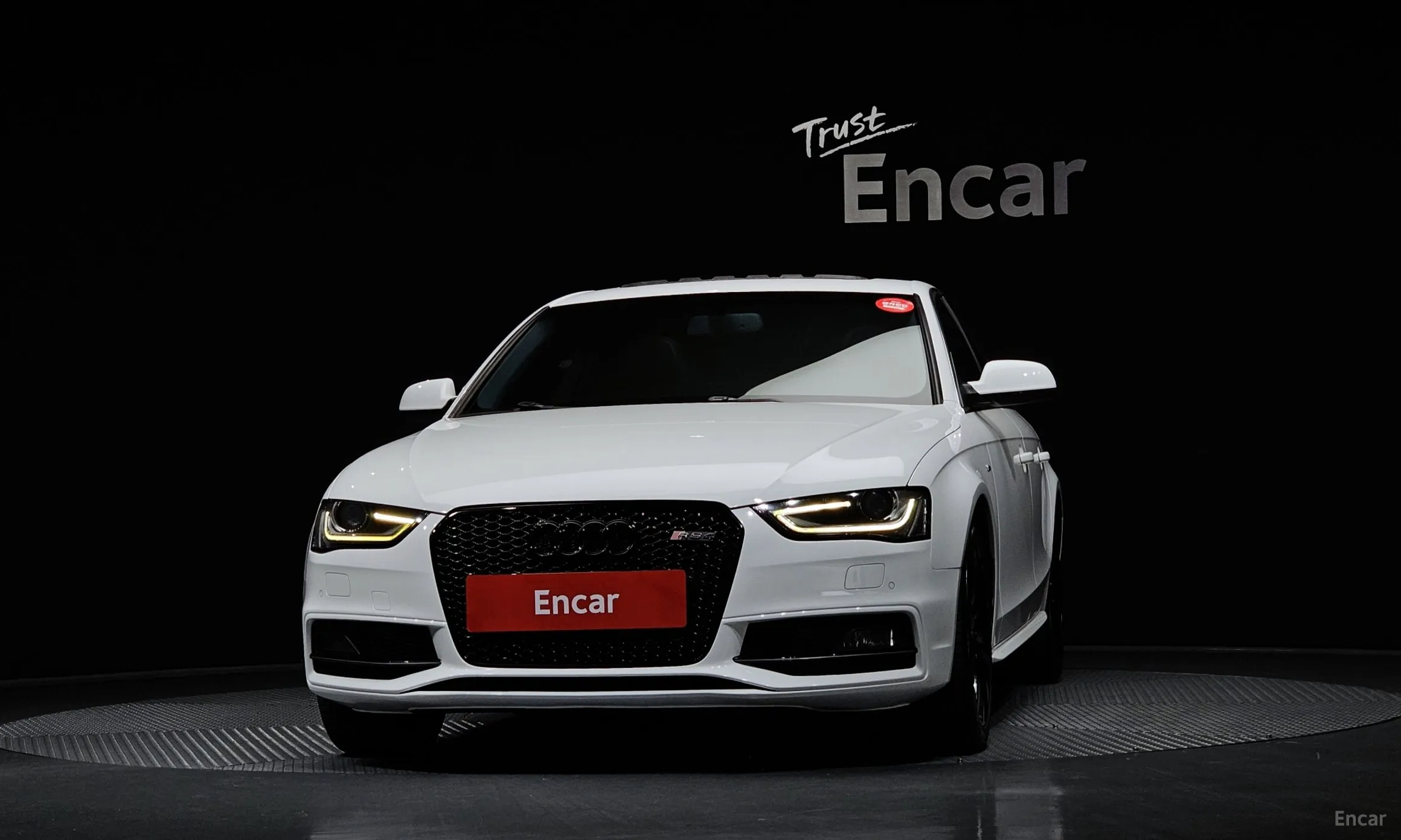 Audi New A4 превью 3