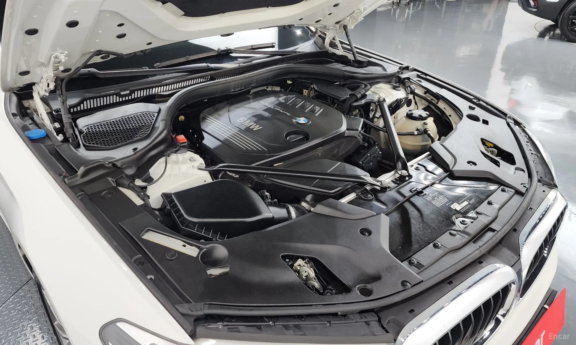 BMW 5 Series (G30) превью 6