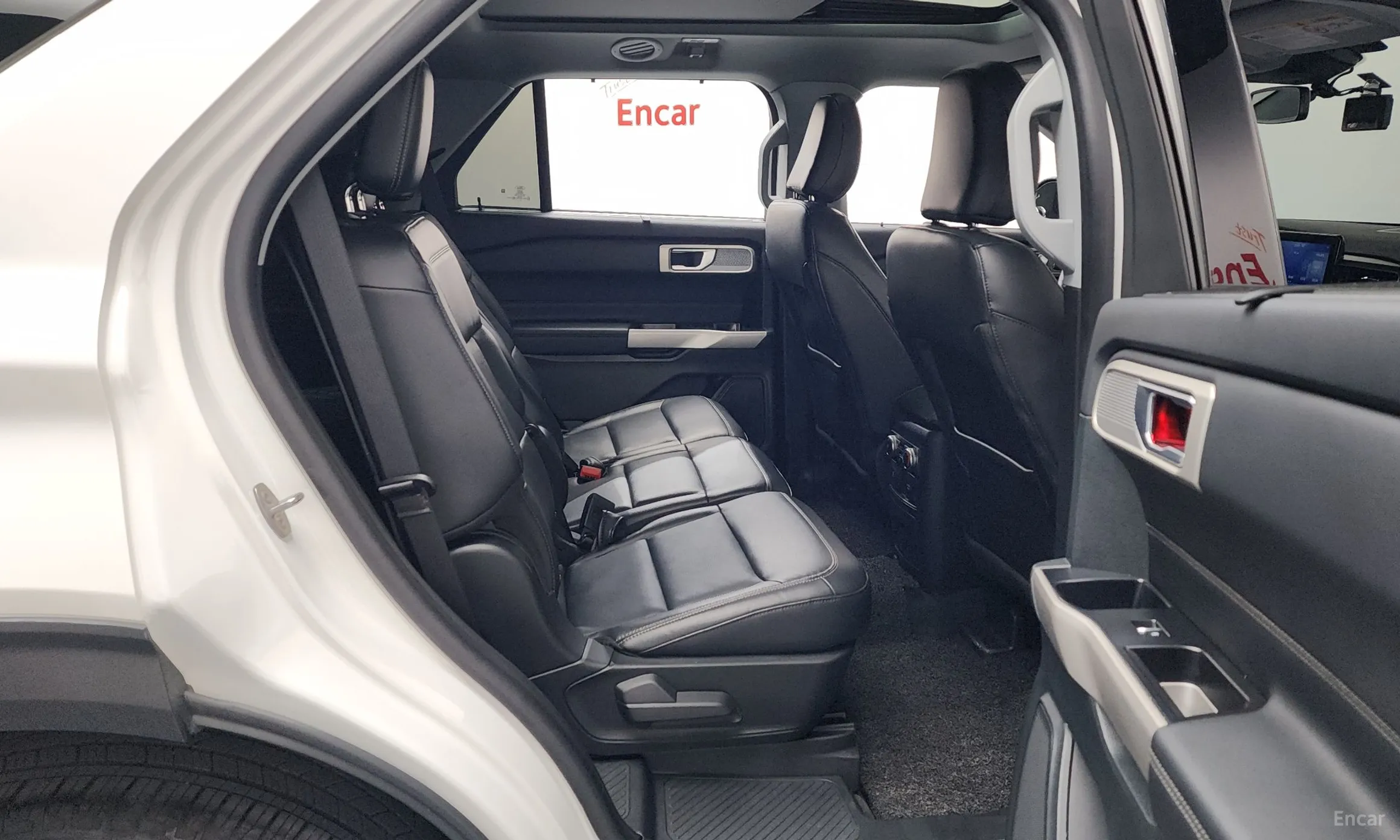 Ford Explorer 6th Generation превью 12
