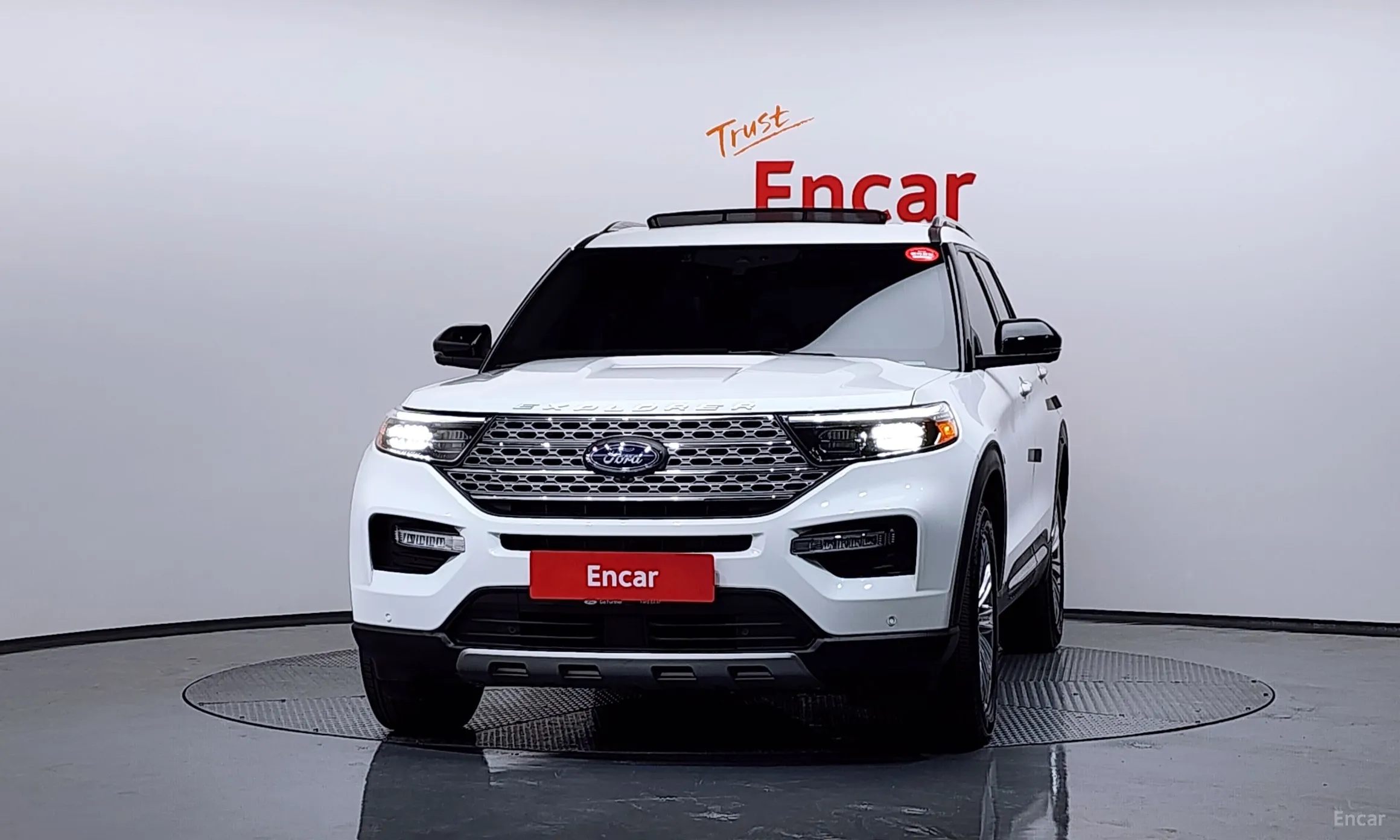 Ford Explorer 6th Generation превью 3