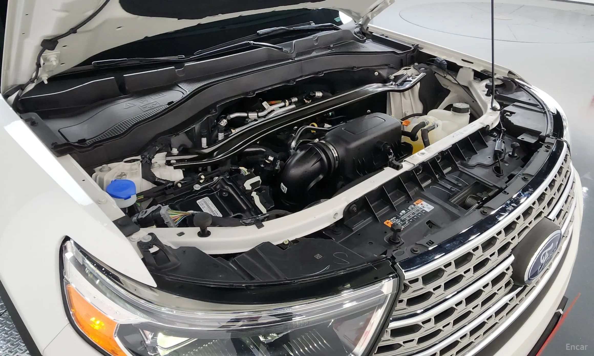 Ford Explorer 6th Generation превью 6