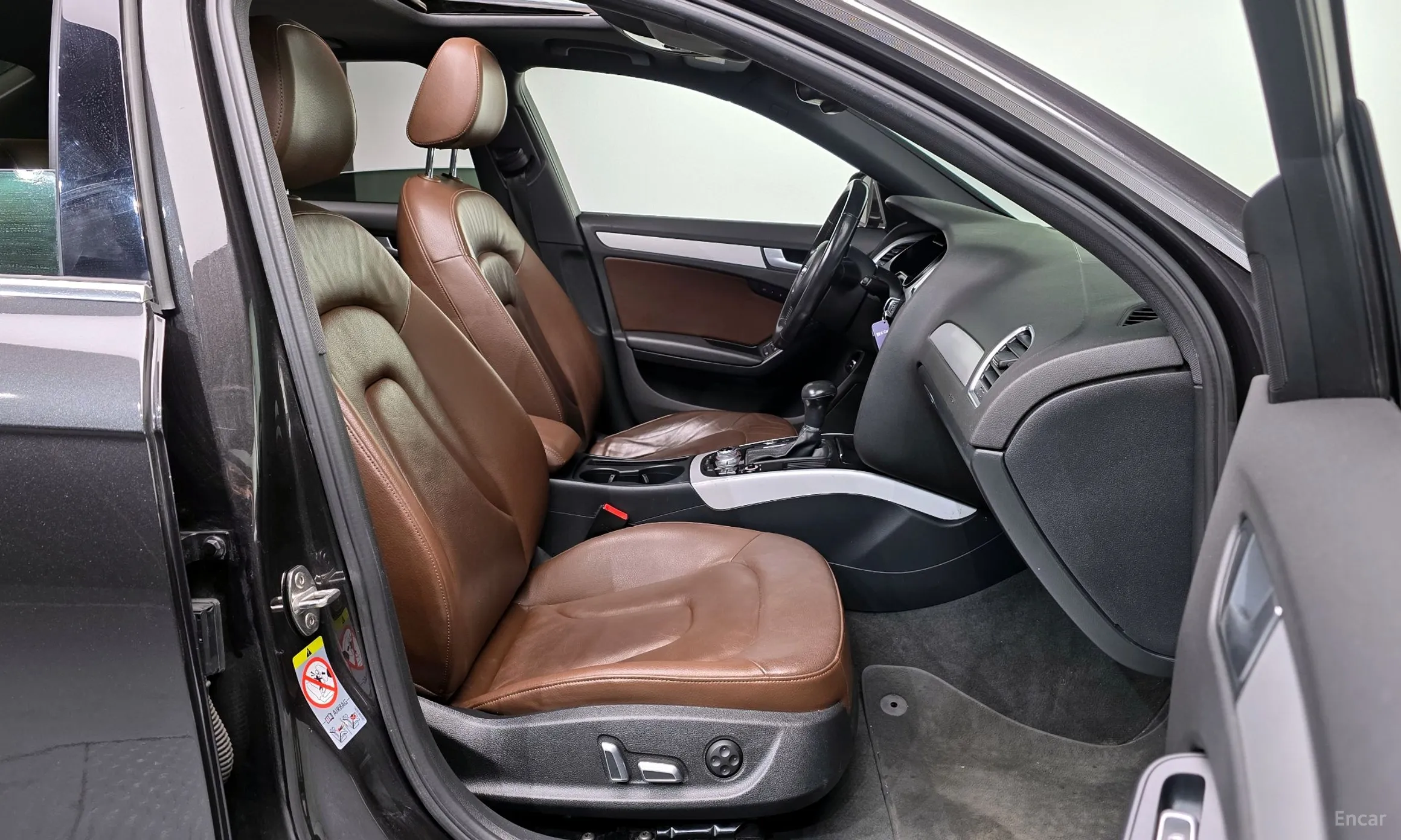 Audi New A4 превью 10