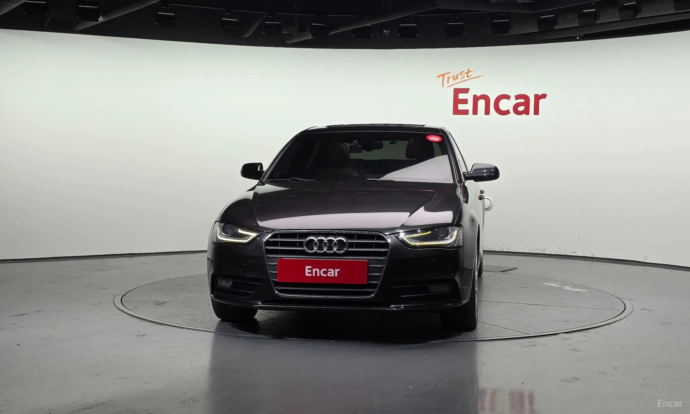 Audi New A4 превью 3