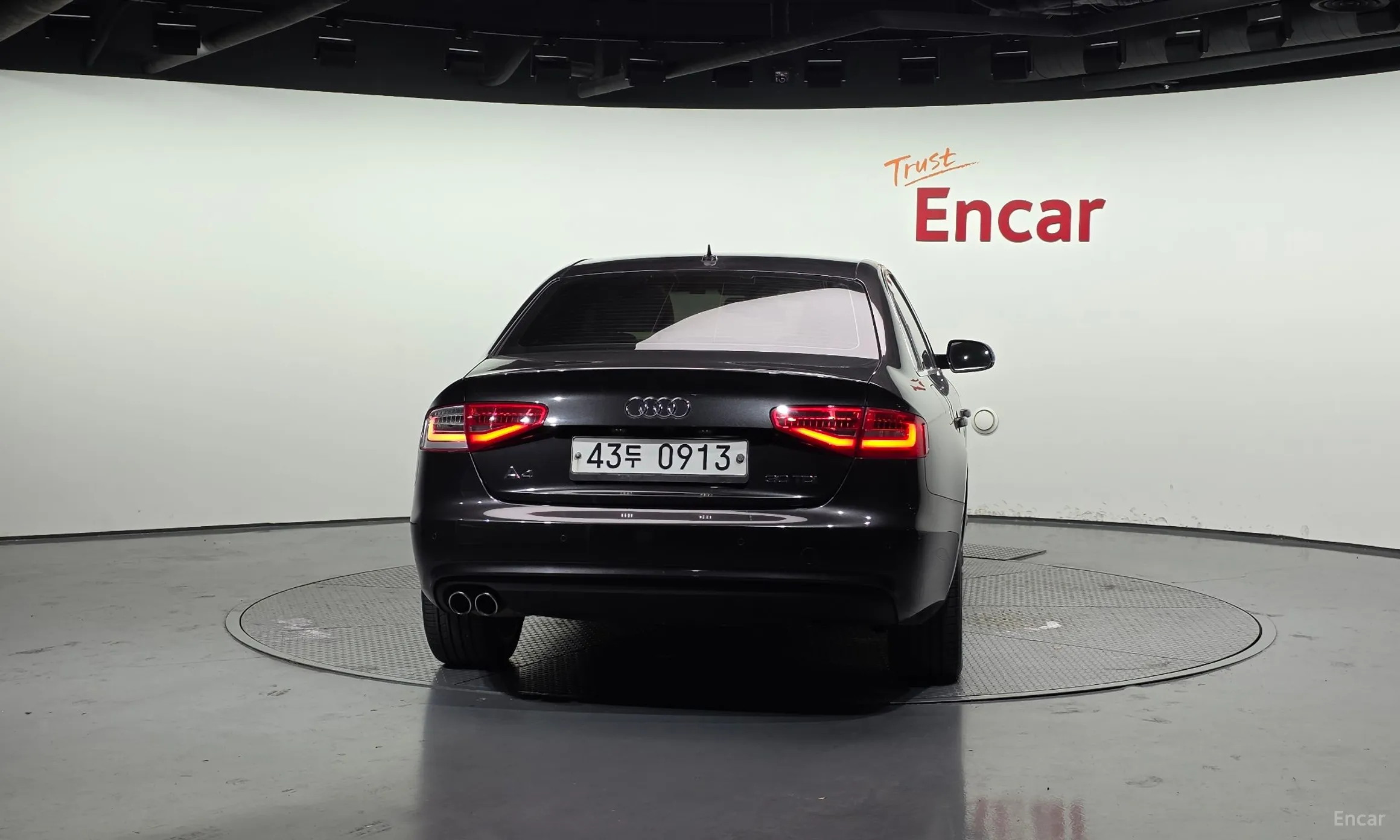 Audi New A4 превью 4
