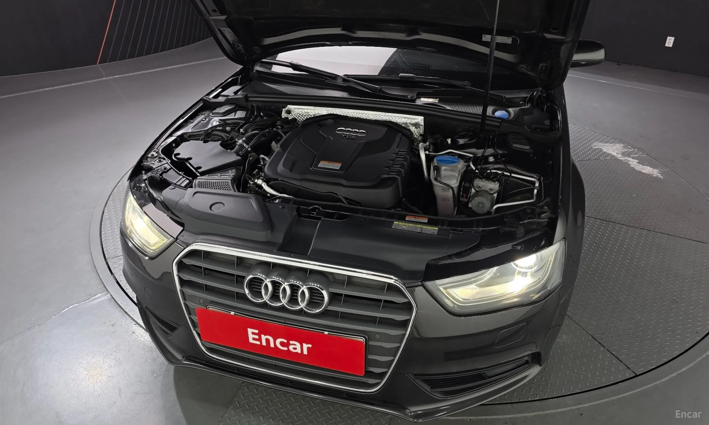 Audi New A4 превью 6